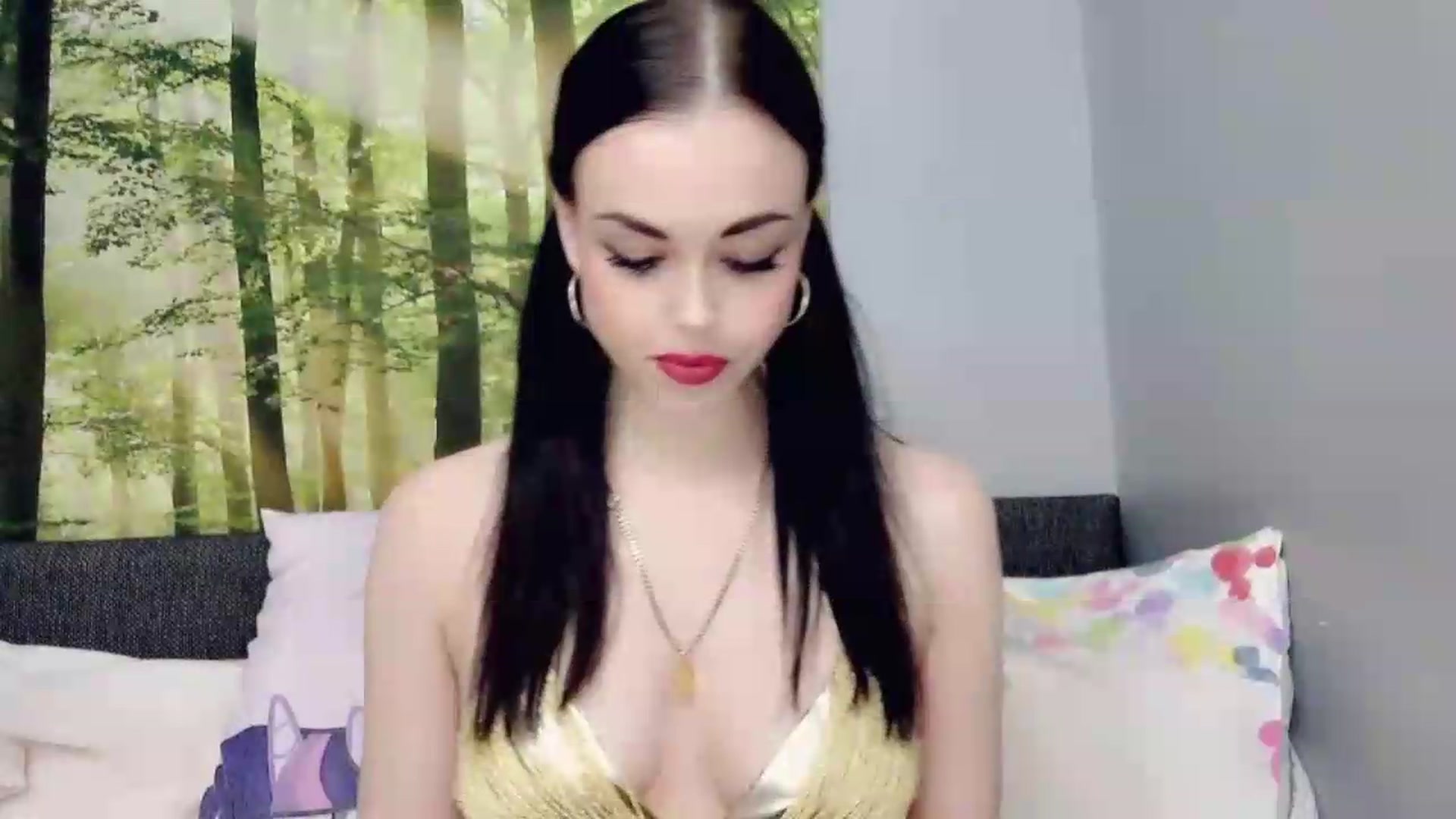 Gallery image thumbnail from Uk_Sexy_Voice's myfreecams stream on, 09/19/2026, 18:53 image 17 of 20