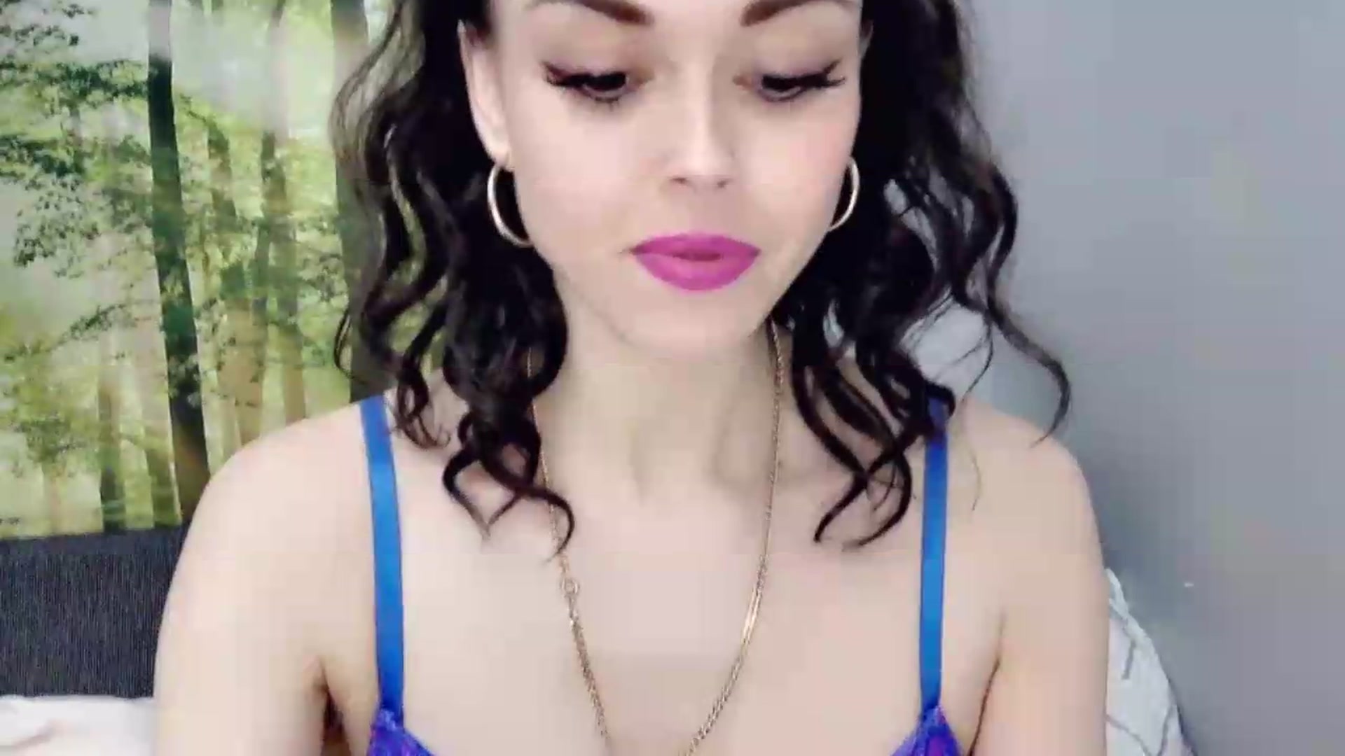 Gallery image thumbnail from Uk_Sexy_Voice's myfreecams stream on, 09/21/2026, 12:05 image 19 of 20