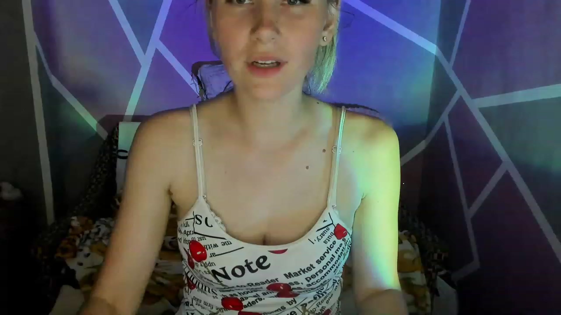 Gallery image thumbnail from UkrBeauty's myfreecams stream on, 06/18/2023, 15:00 image 16 of 20