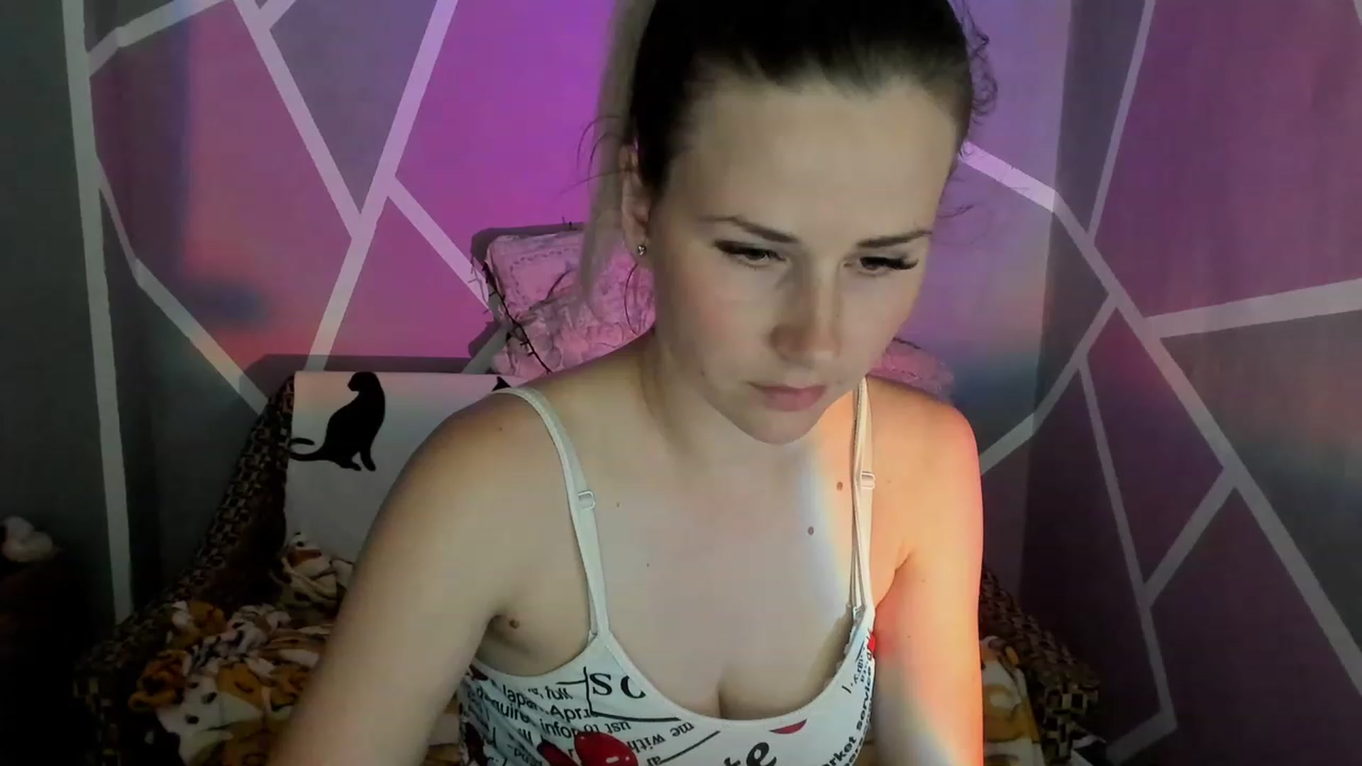 Gallery image thumbnail from UkrBeauty's myfreecams stream on, 06/18/2023, 15:52 image 20 of 20