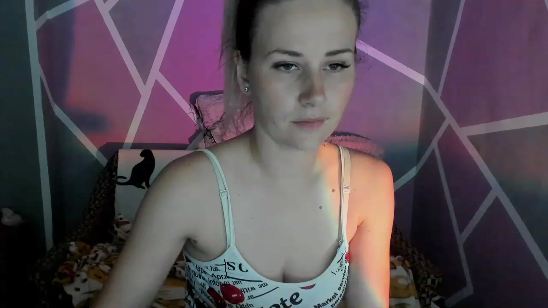 Gallery image thumbnail from UkrBeauty's myfreecams stream on, 06/18/2023, 15:52 image 12 of 20