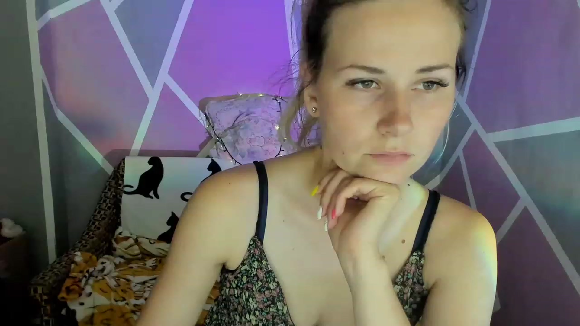 Gallery image thumbnail from UkrBeauty's myfreecams stream on, 06/22/2023, 14:25 image 6 of 20