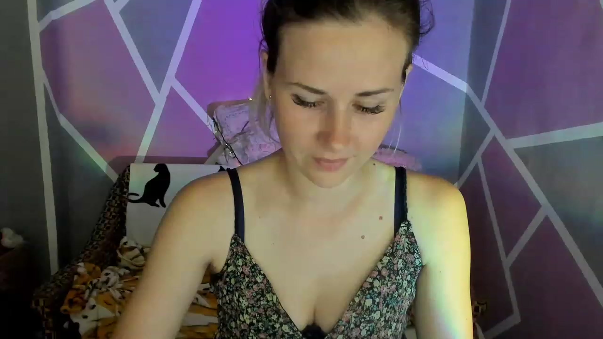 Gallery image thumbnail from UkrBeauty's myfreecams stream on, 06/22/2023, 14:25 image 19 of 20