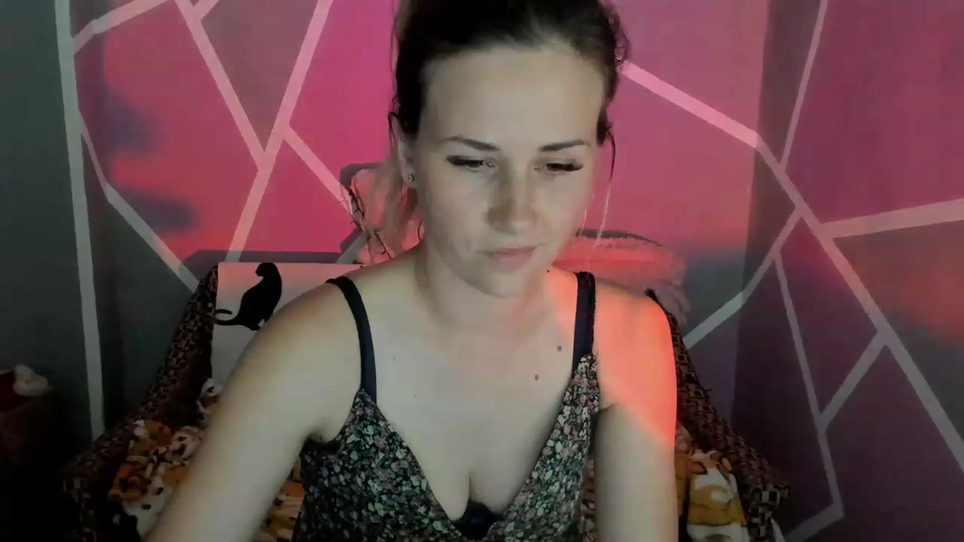 Gallery image thumbnail from UkrBeauty's myfreecams stream on, 06/22/2023, 16:15 image 10 of 20