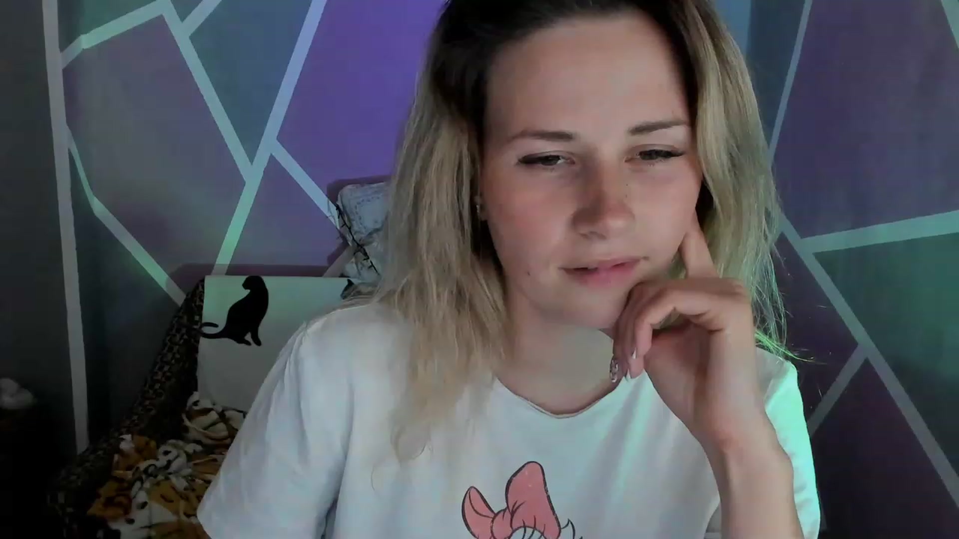 Gallery image thumbnail from UkrBeauty's myfreecams stream on, 06/30/2023, 15:26 image 16 of 20