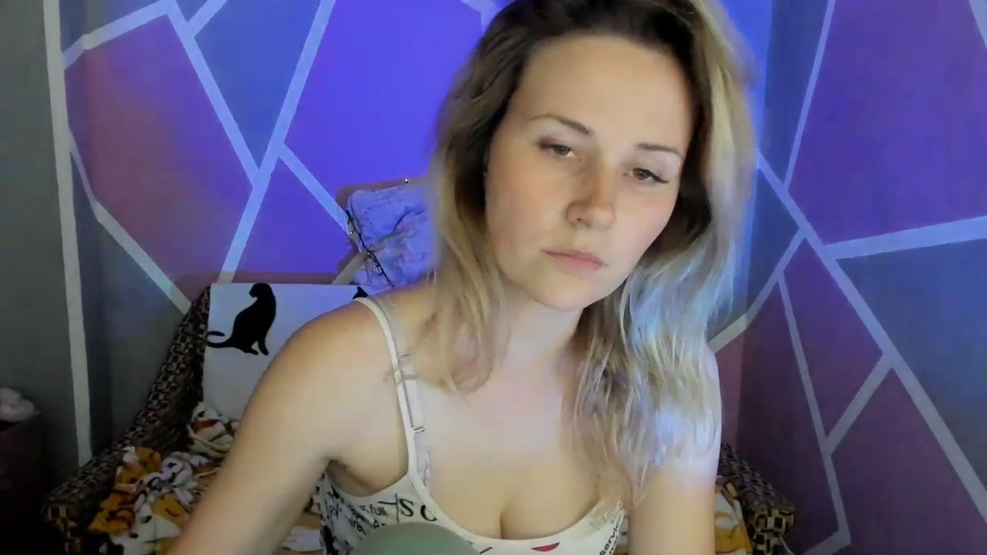 Gallery image thumbnail from UkrBeauty's myfreecams stream on, 07/01/2023, 14:39 image 11 of 20