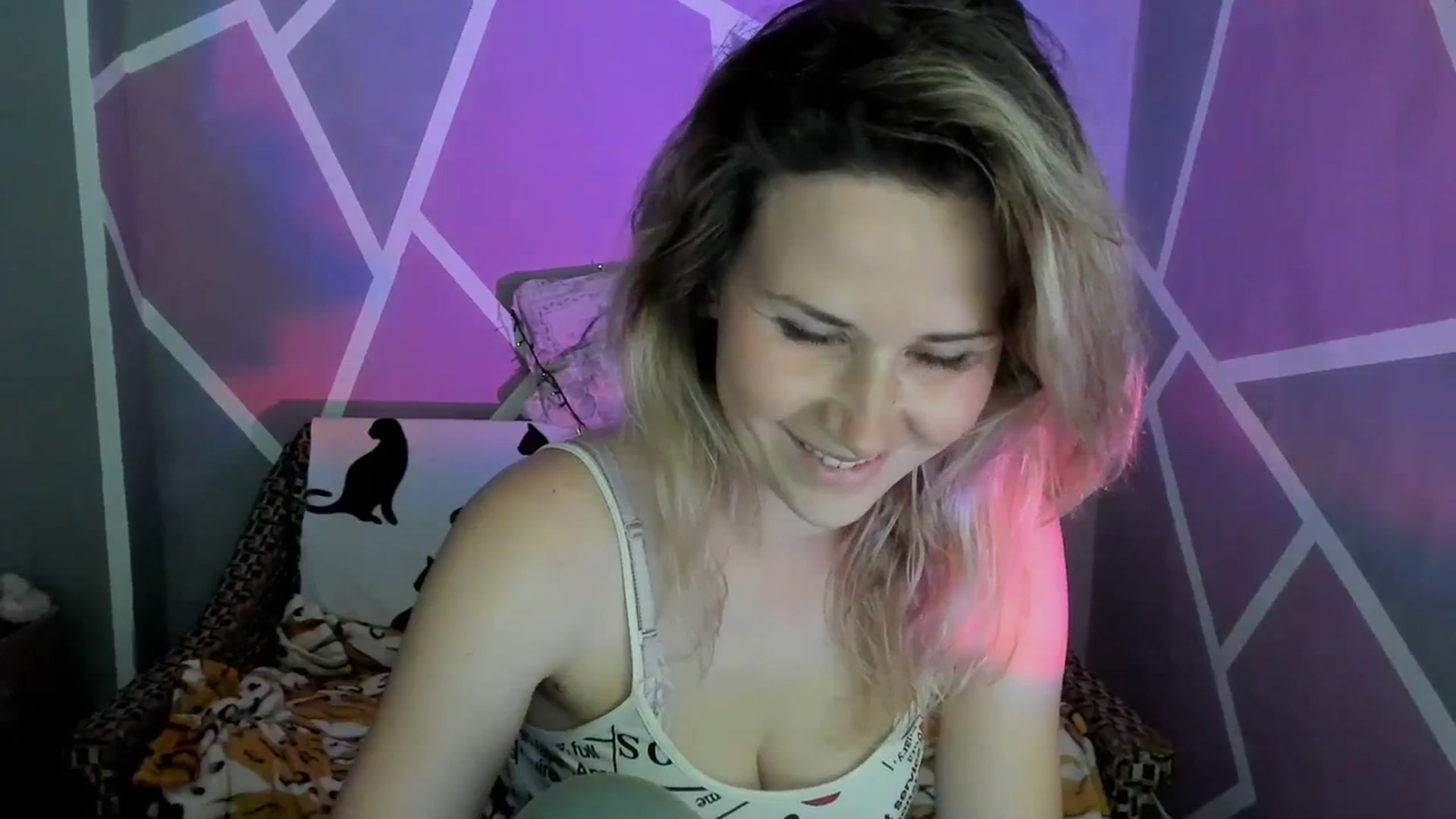 Gallery image thumbnail from UkrBeauty's myfreecams stream on, 07/01/2023, 14:39 image 12 of 20