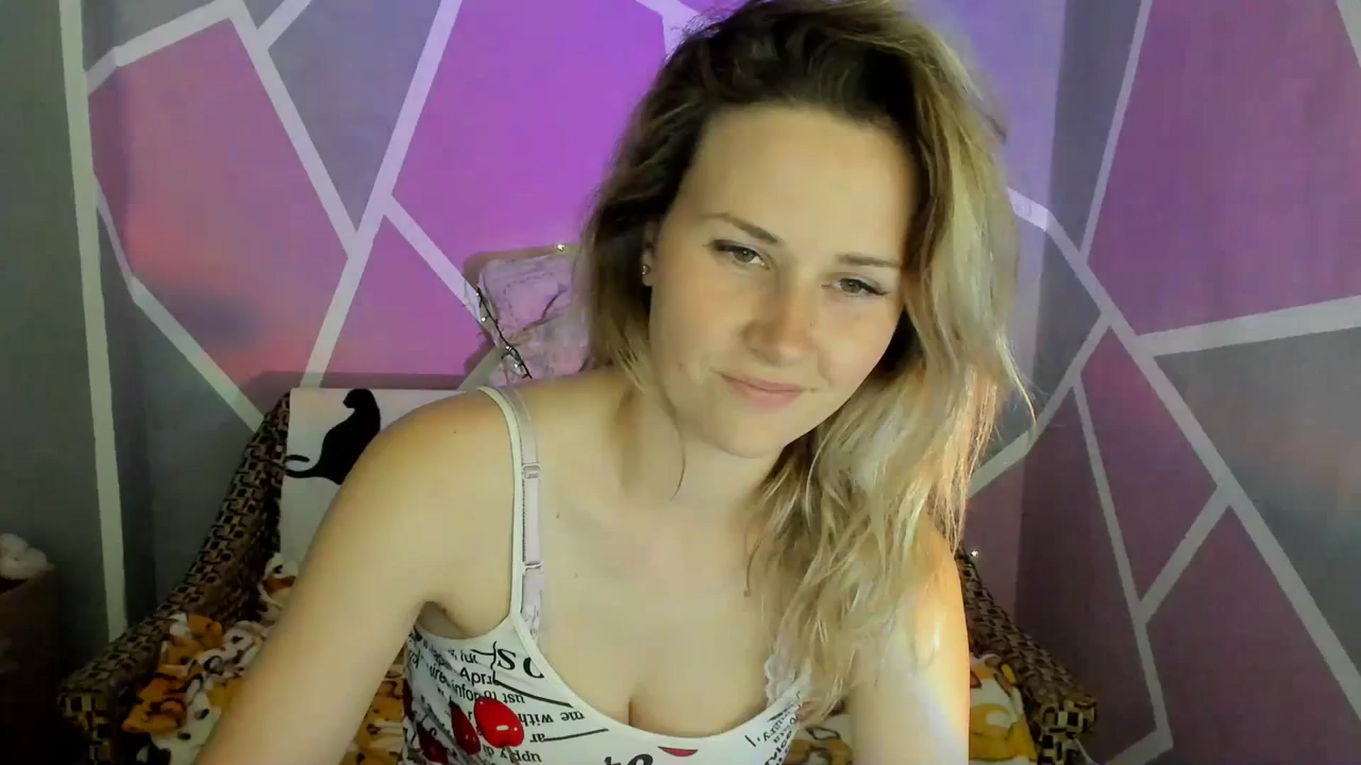 Gallery image thumbnail from UkrBeauty's myfreecams stream on, 07/01/2023, 14:39 image 1 of 20