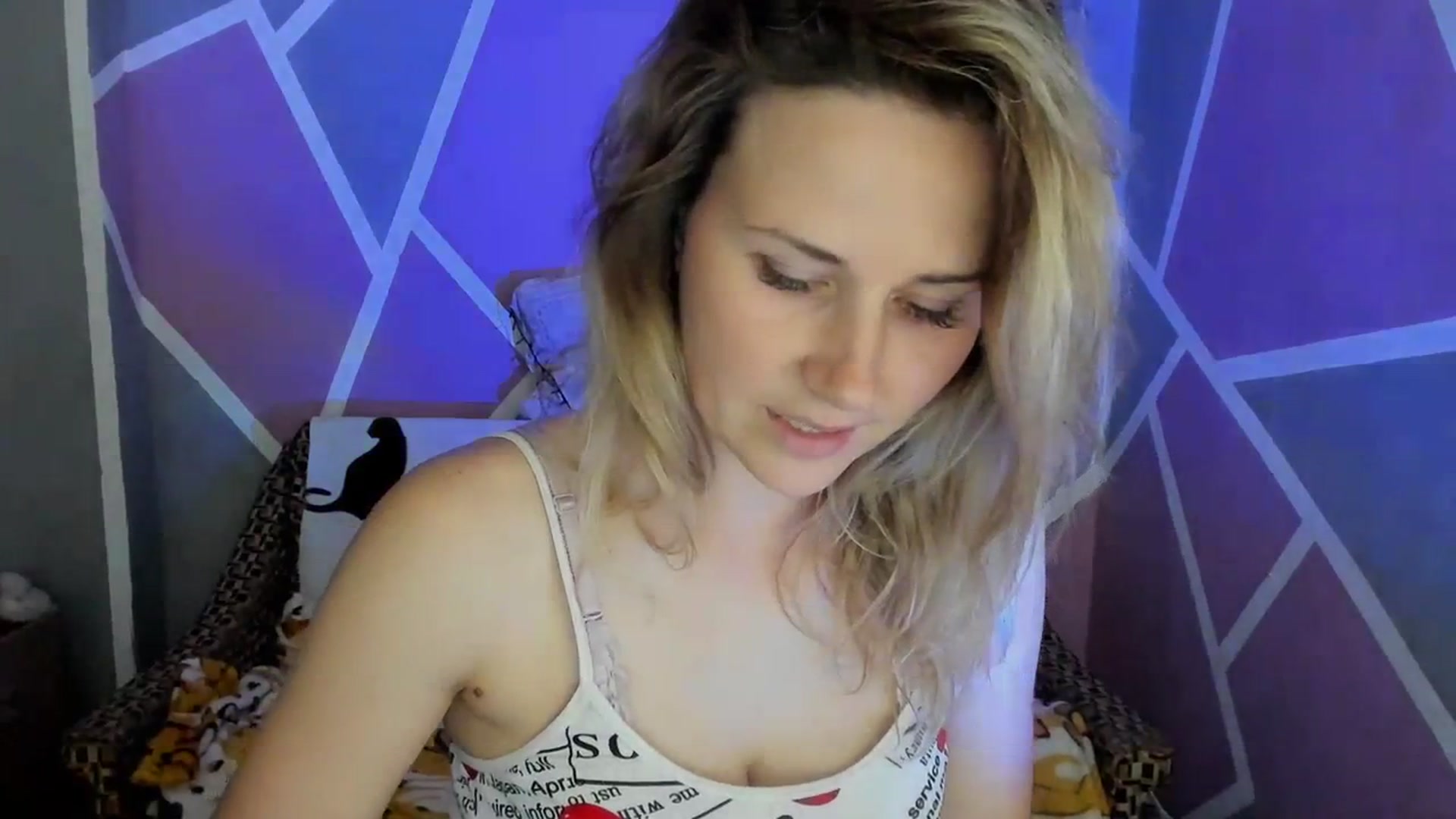 Gallery image thumbnail from UkrBeauty's myfreecams stream on, 07/01/2023, 14:39 image 7 of 20