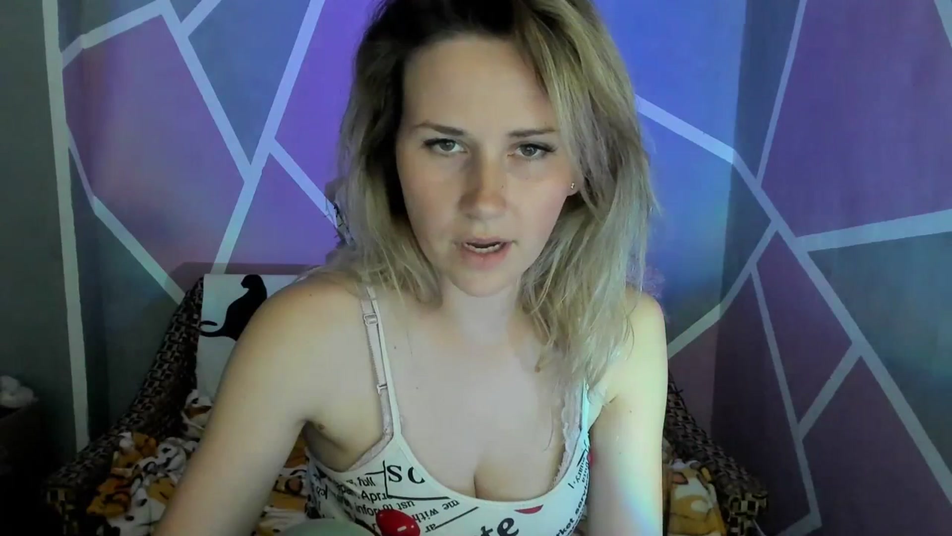 Gallery image thumbnail from UkrBeauty's myfreecams stream on, 07/01/2023, 15:28 image 19 of 20