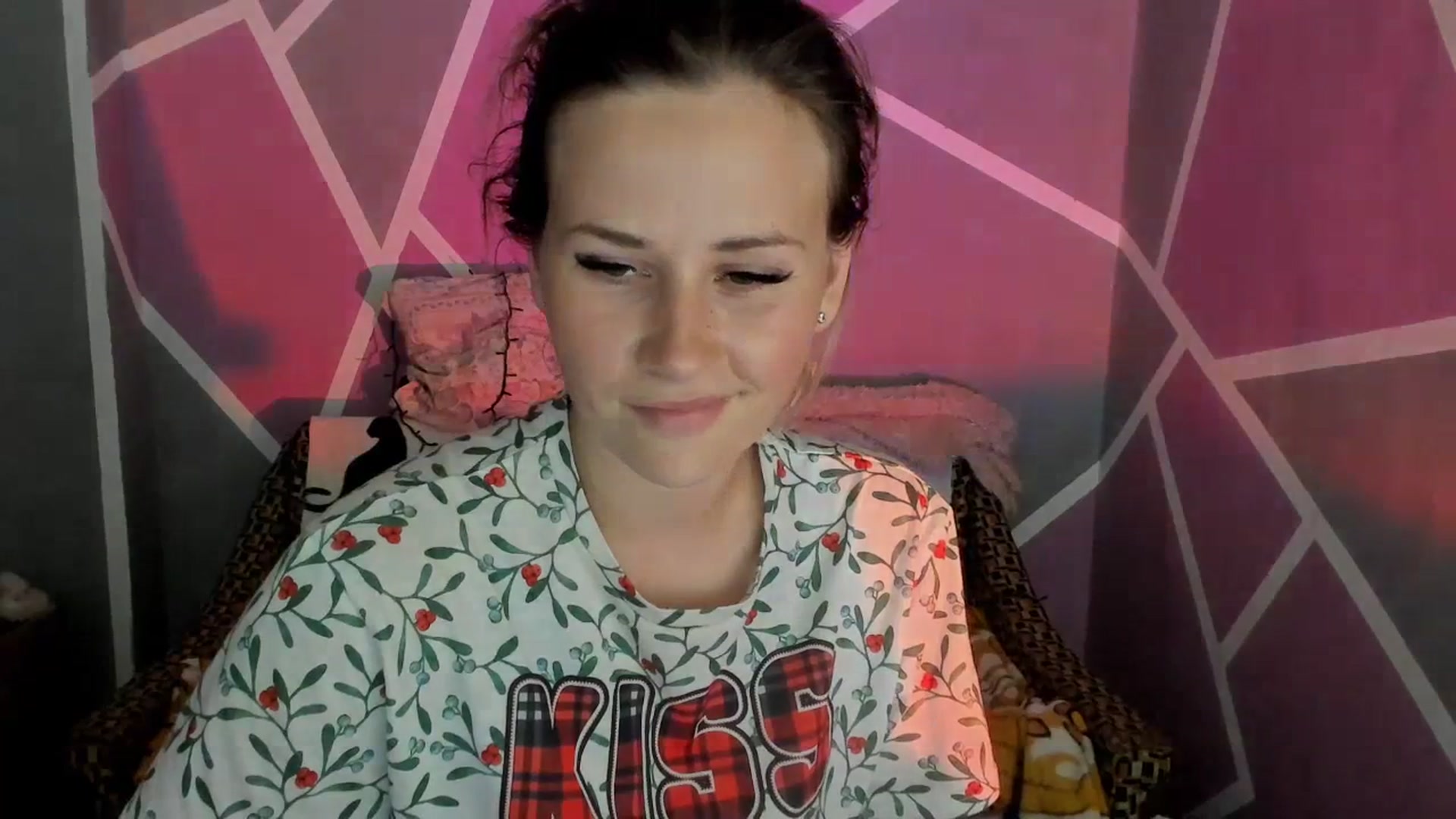Gallery image thumbnail from UkrBeauty's myfreecams stream on, 07/04/2023, 16:46 image 16 of 20