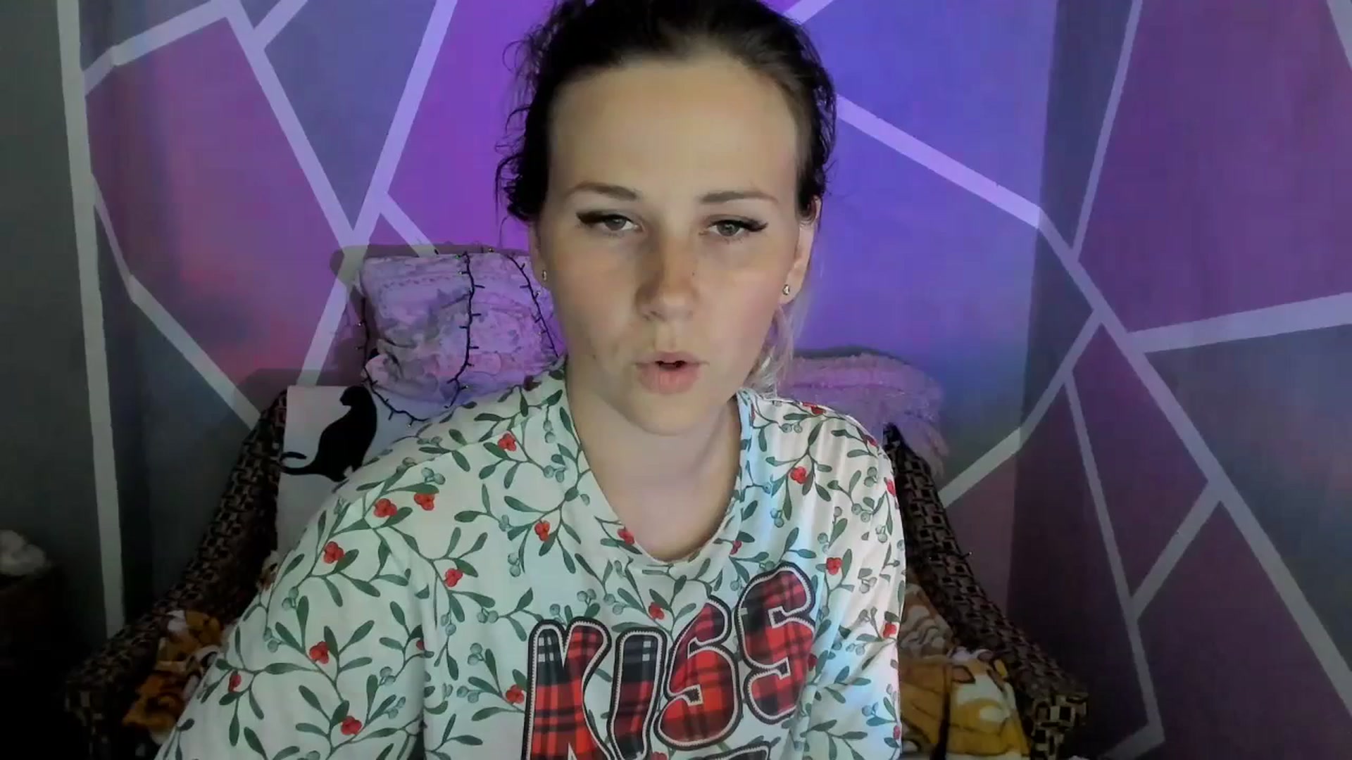Gallery image thumbnail from UkrBeauty's myfreecams stream on, 07/04/2023, 16:46 image 12 of 20