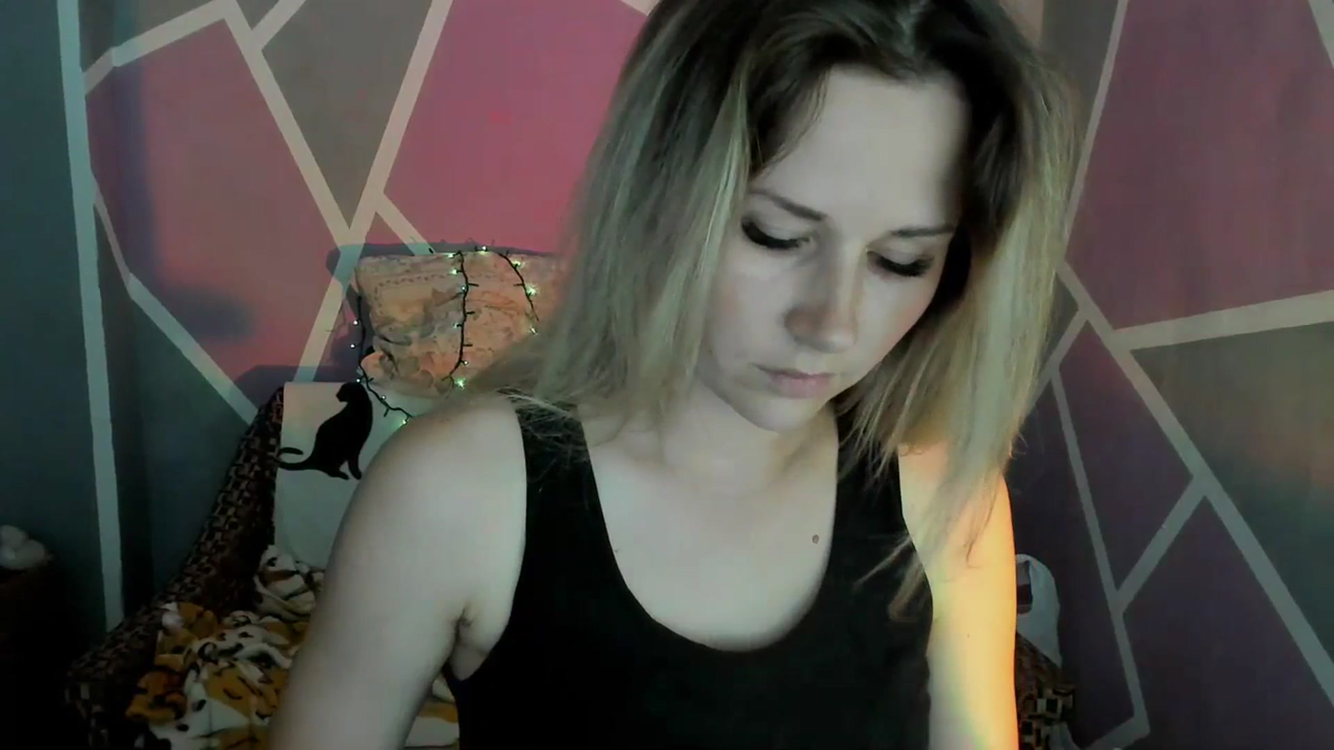 Gallery image thumbnail from UkrBeauty's myfreecams stream on, 07/05/2023, 16:52 image 13 of 20