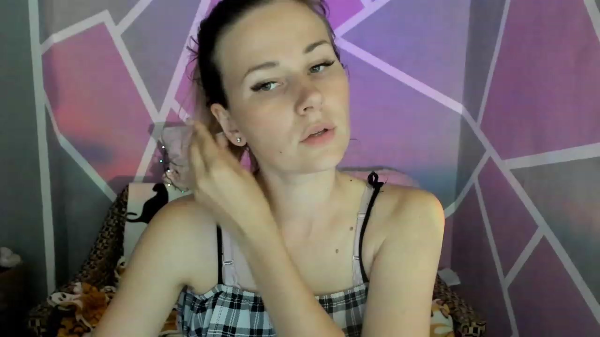 Gallery image thumbnail from UkrBeauty's myfreecams stream on, 07/14/2023, 15:48 image 1 of 20
