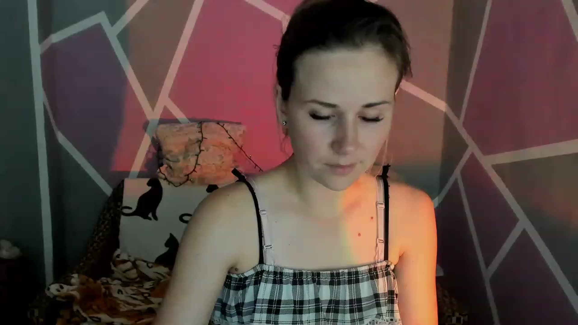 Gallery image thumbnail from UkrBeauty's myfreecams stream on, 07/14/2023, 16:01 image 2 of 20