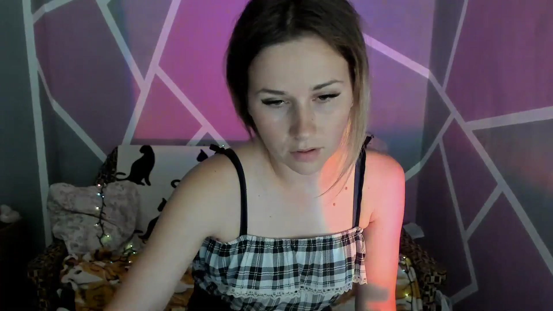 Gallery image thumbnail from UkrBeauty's myfreecams stream on, 07/17/2023, 14:36 image 12 of 20