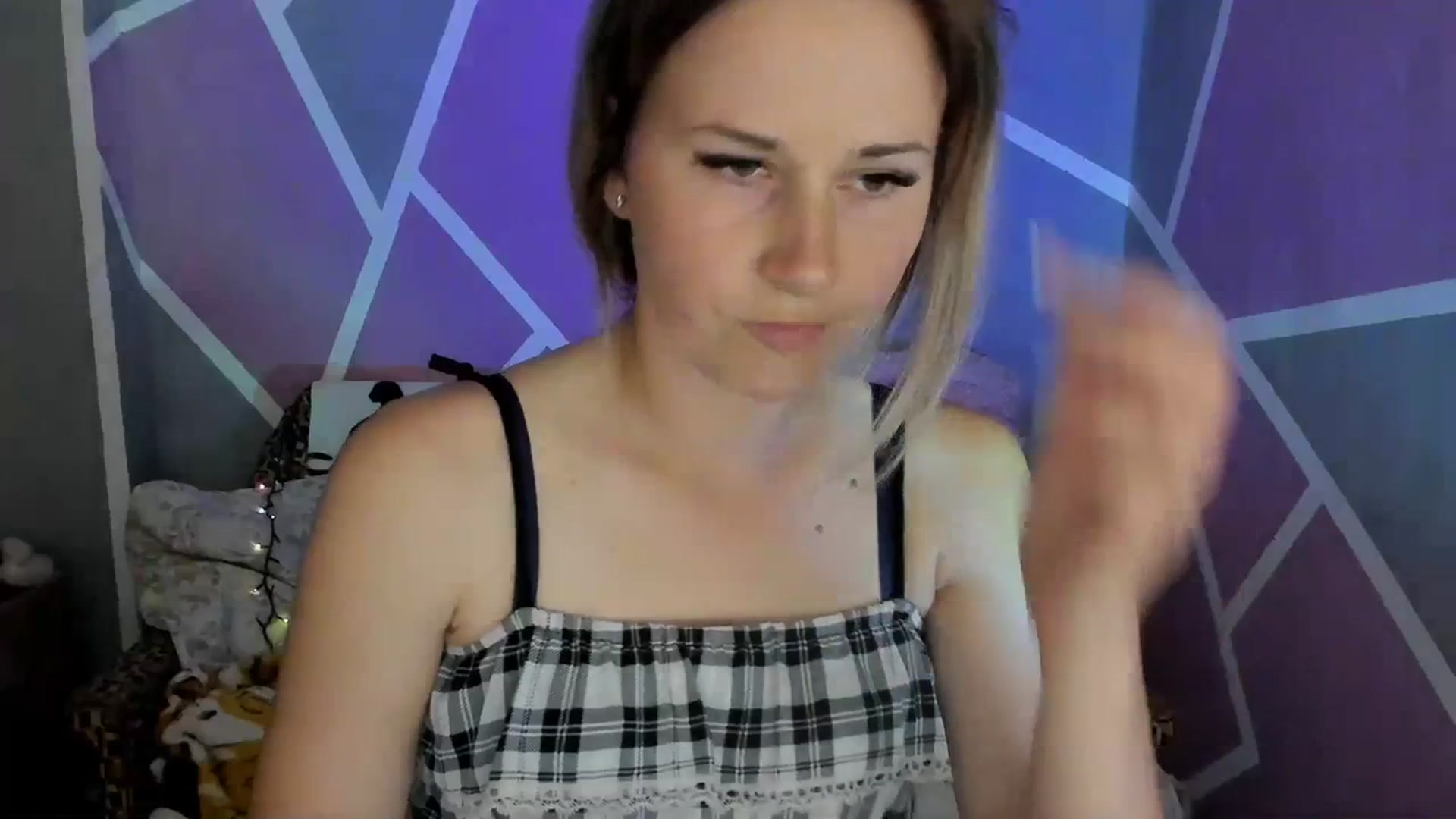 Gallery image thumbnail from UkrBeauty's myfreecams stream on, 07/17/2023, 14:36 image 5 of 20