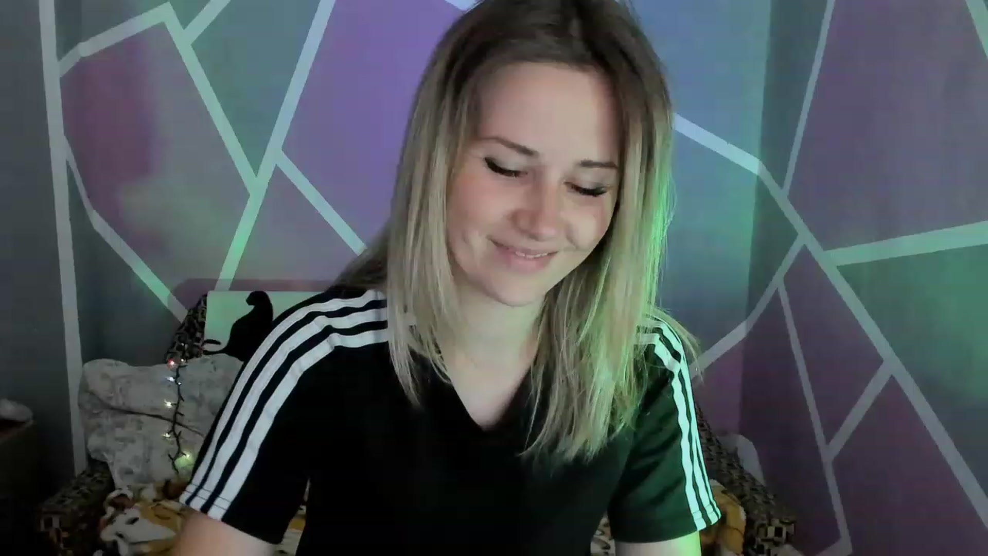 Gallery image thumbnail from UkrBeauty's myfreecams stream on, 07/21/2023, 15:51 image 11 of 20