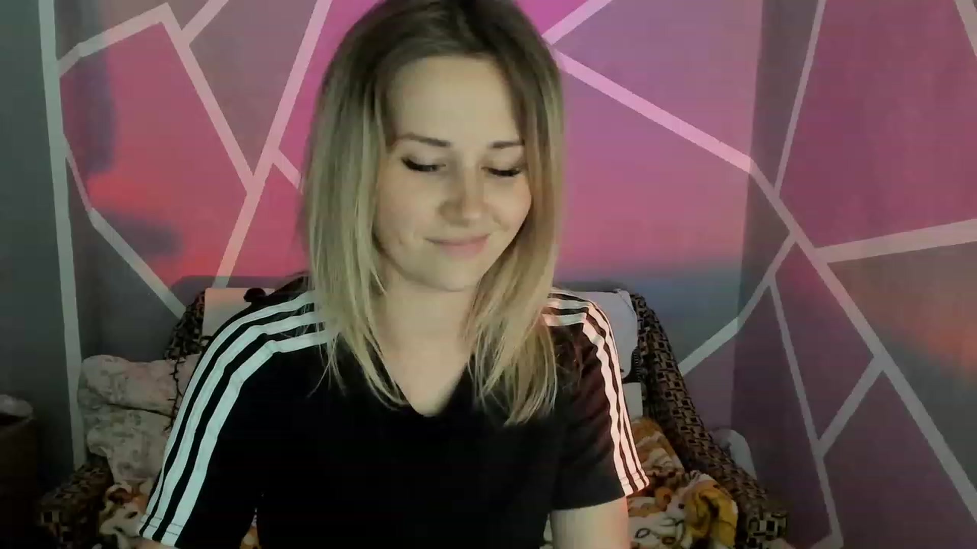 Gallery image thumbnail from UkrBeauty's myfreecams stream on, 07/21/2023, 16:33 image 1 of 20