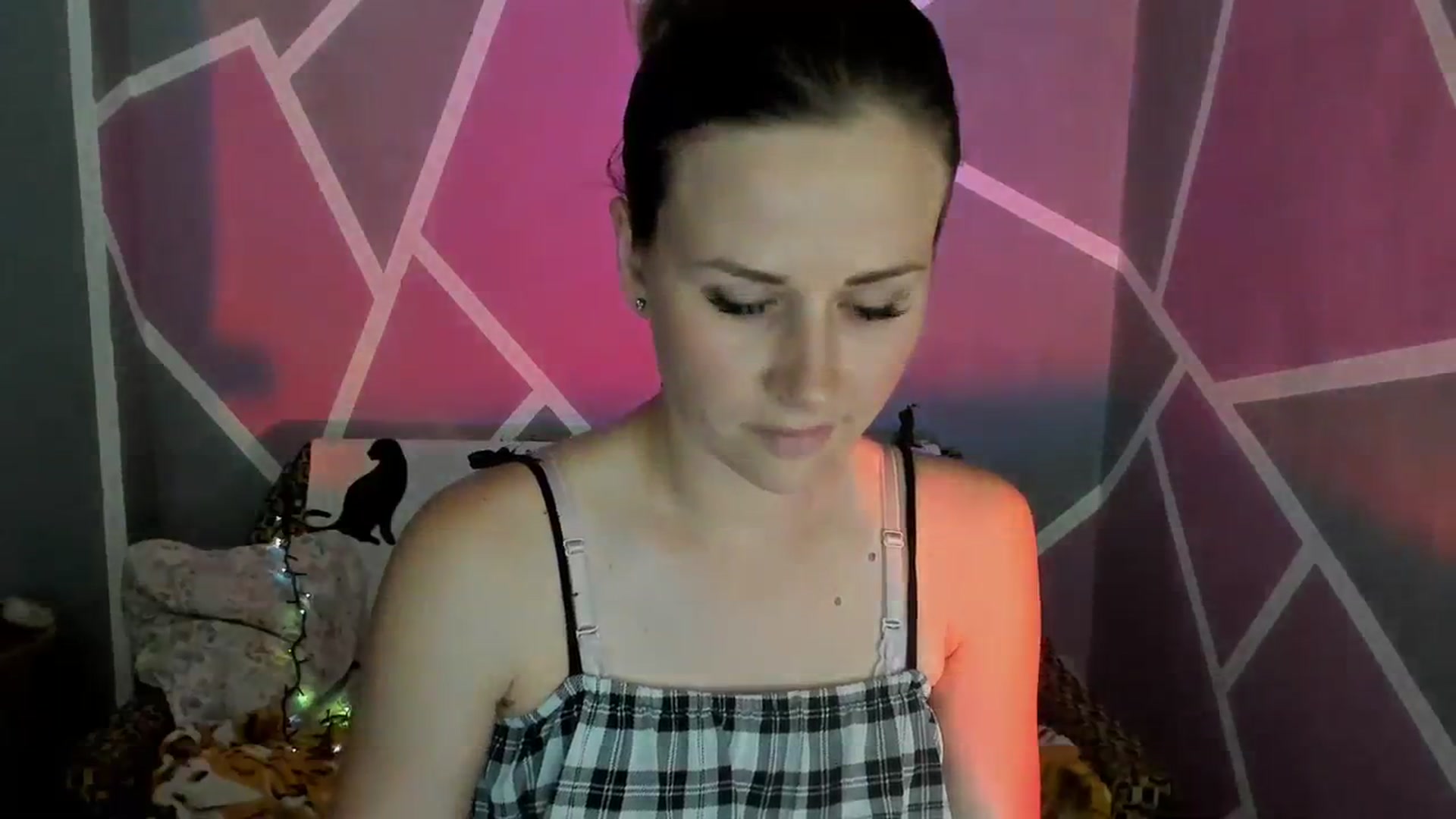 Gallery image thumbnail from UkrBeauty's myfreecams stream on, 07/30/2023, 15:17 image 5 of 20