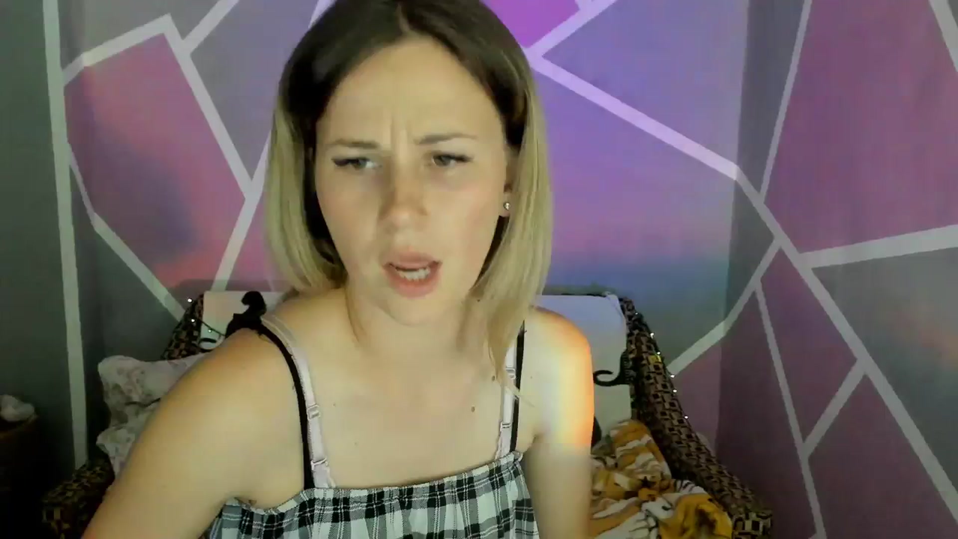 Gallery image thumbnail from UkrBeauty's myfreecams stream on, 08/01/2023, 17:13 image 14 of 20