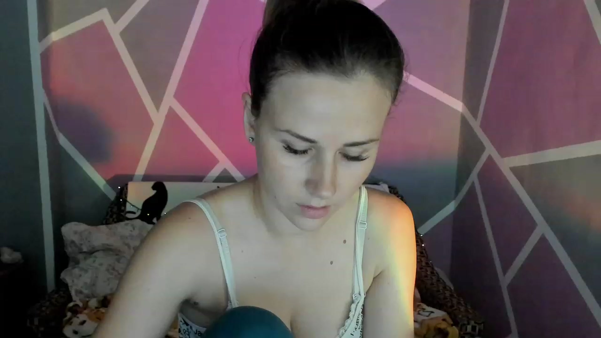Gallery image thumbnail from UkrBeauty's myfreecams stream on, 08/03/2023, 14:45 image 4 of 20