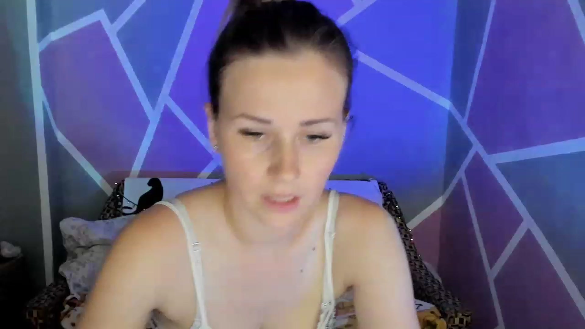 Gallery image thumbnail from UkrBeauty's myfreecams stream on, 08/03/2023, 16:58 image 7 of 20