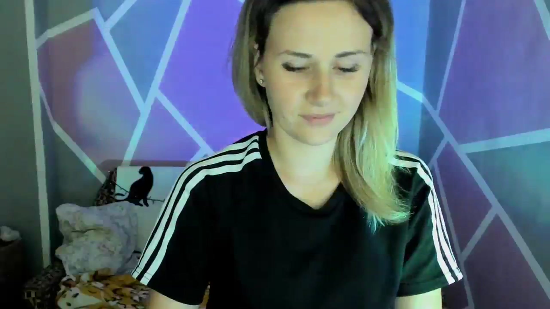 Gallery image thumbnail from UkrBeauty's myfreecams stream on, 08/04/2023, 14:39 image 9 of 20