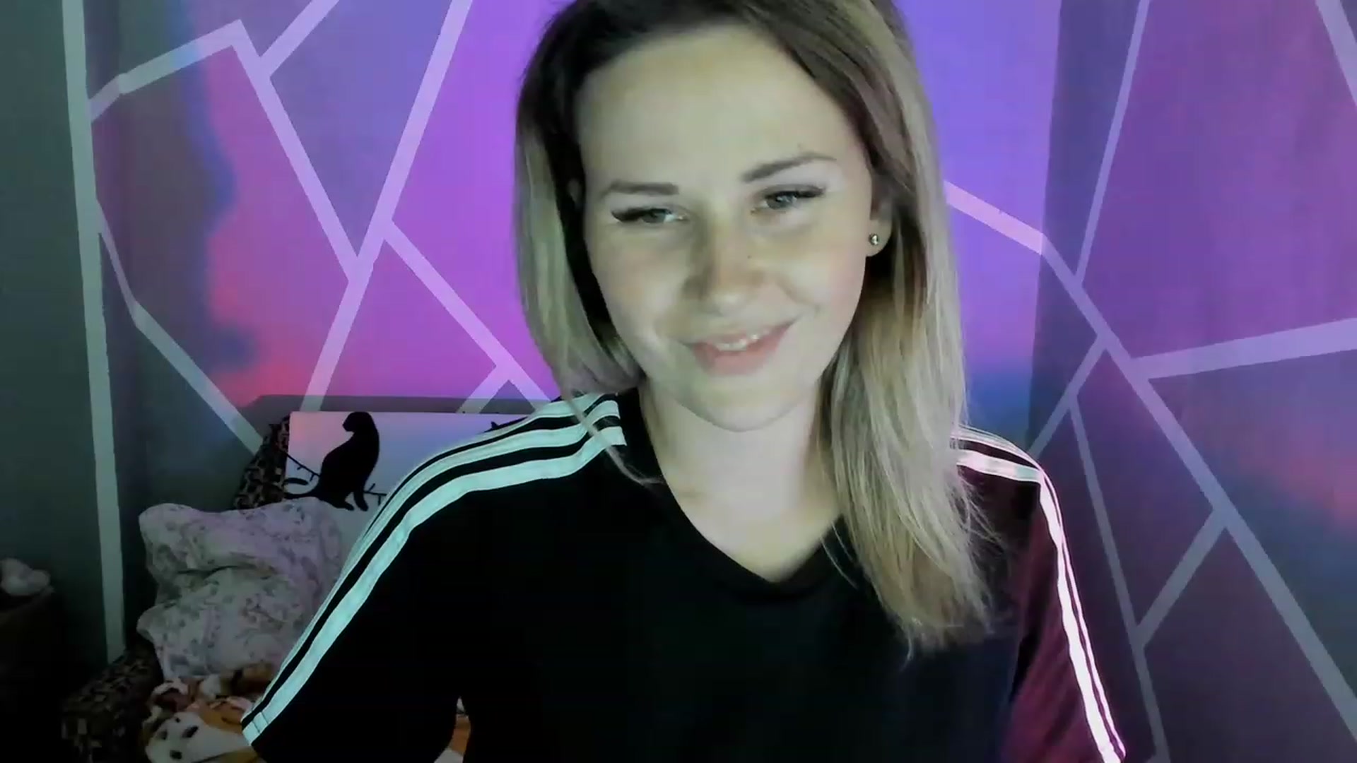 Gallery image thumbnail from UkrBeauty's myfreecams stream on, 08/04/2023, 16:46 image 20 of 20