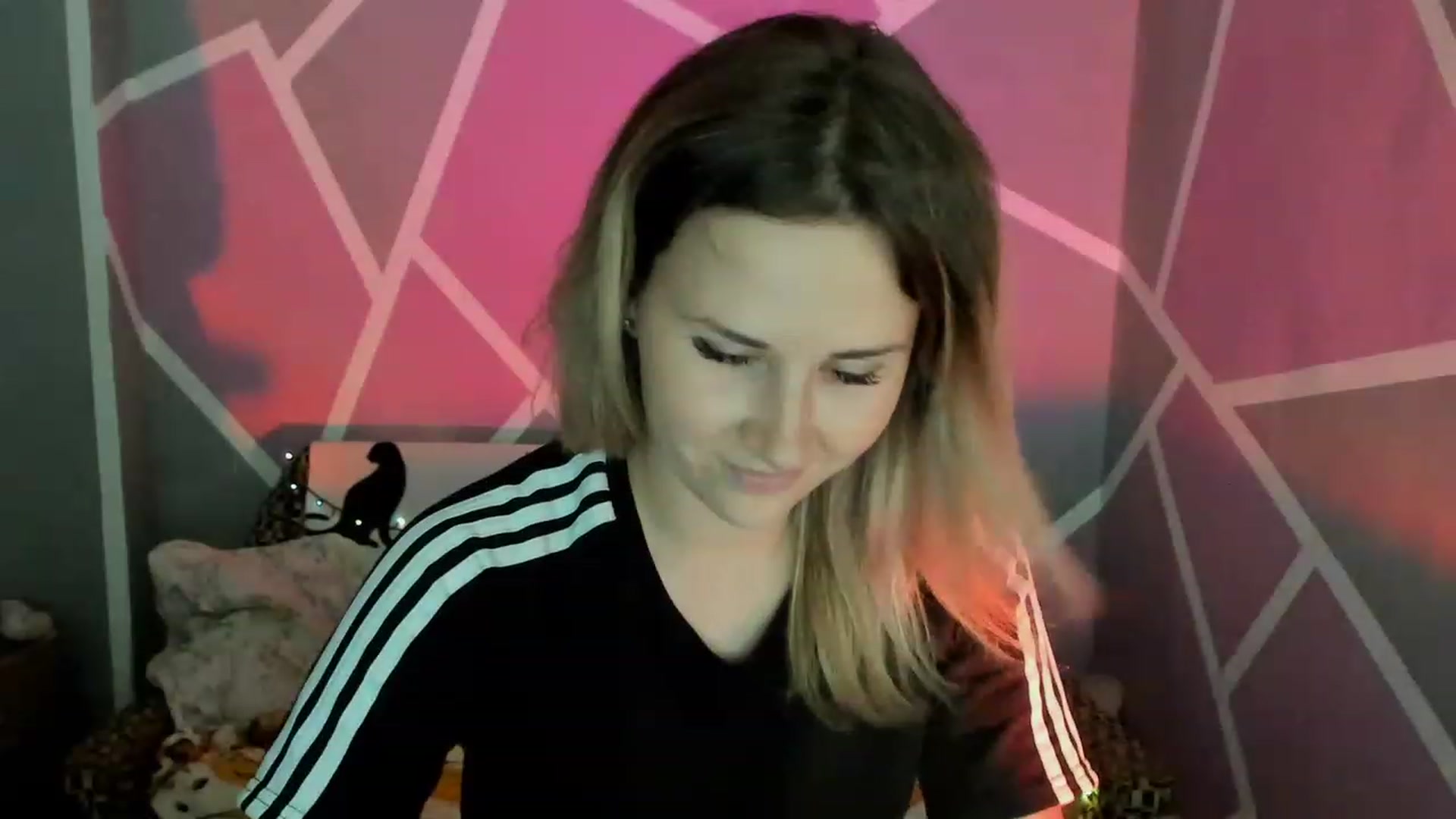 Gallery image thumbnail from UkrBeauty's myfreecams stream on, 08/04/2023, 16:46 image 2 of 20