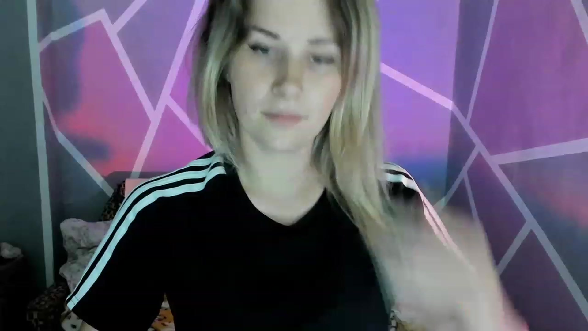 Gallery image thumbnail from UkrBeauty's myfreecams stream on, 08/04/2023, 16:46 image 12 of 20
