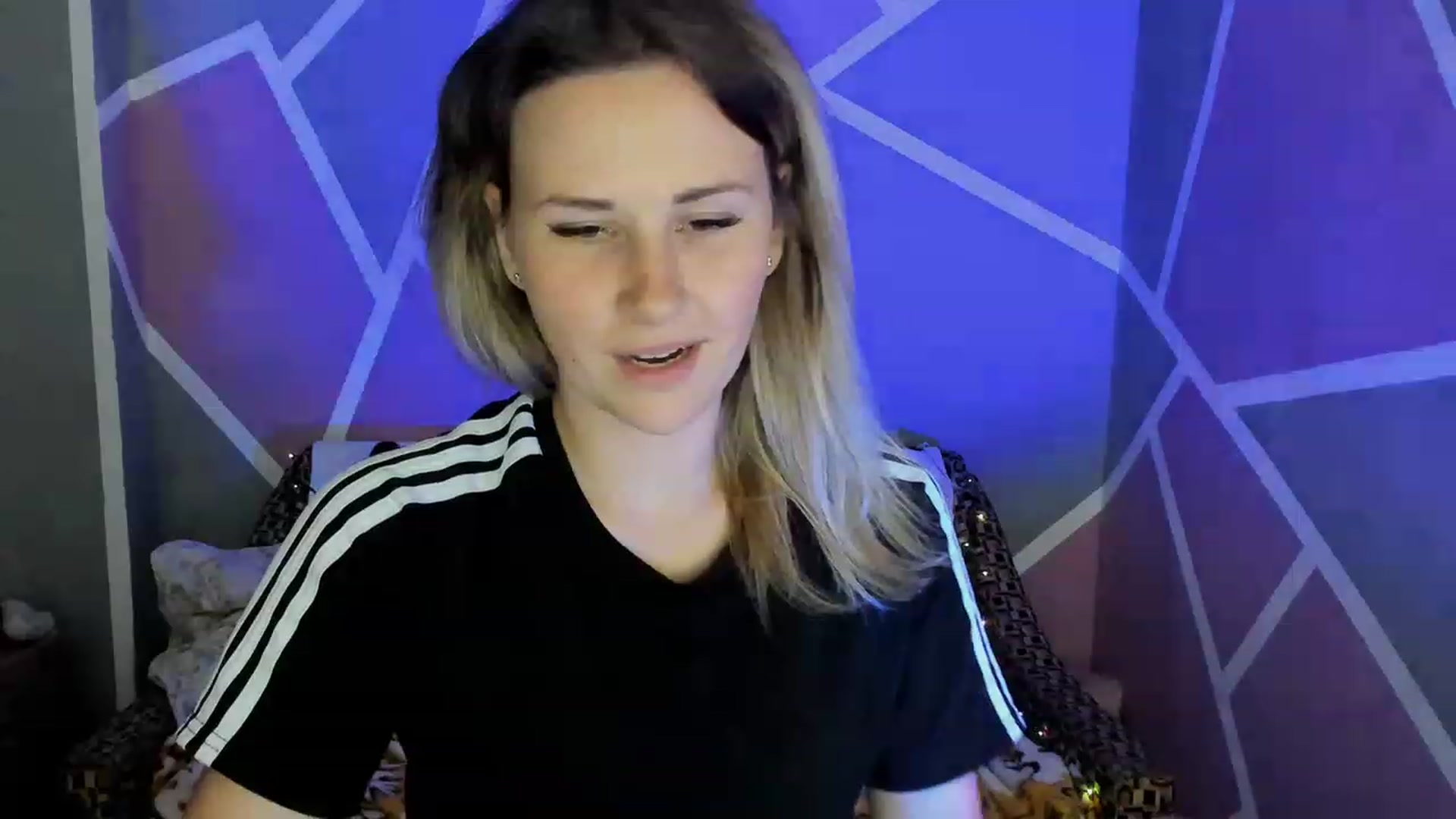 Gallery image thumbnail from UkrBeauty's myfreecams stream on, 08/04/2023, 16:46 image 13 of 20