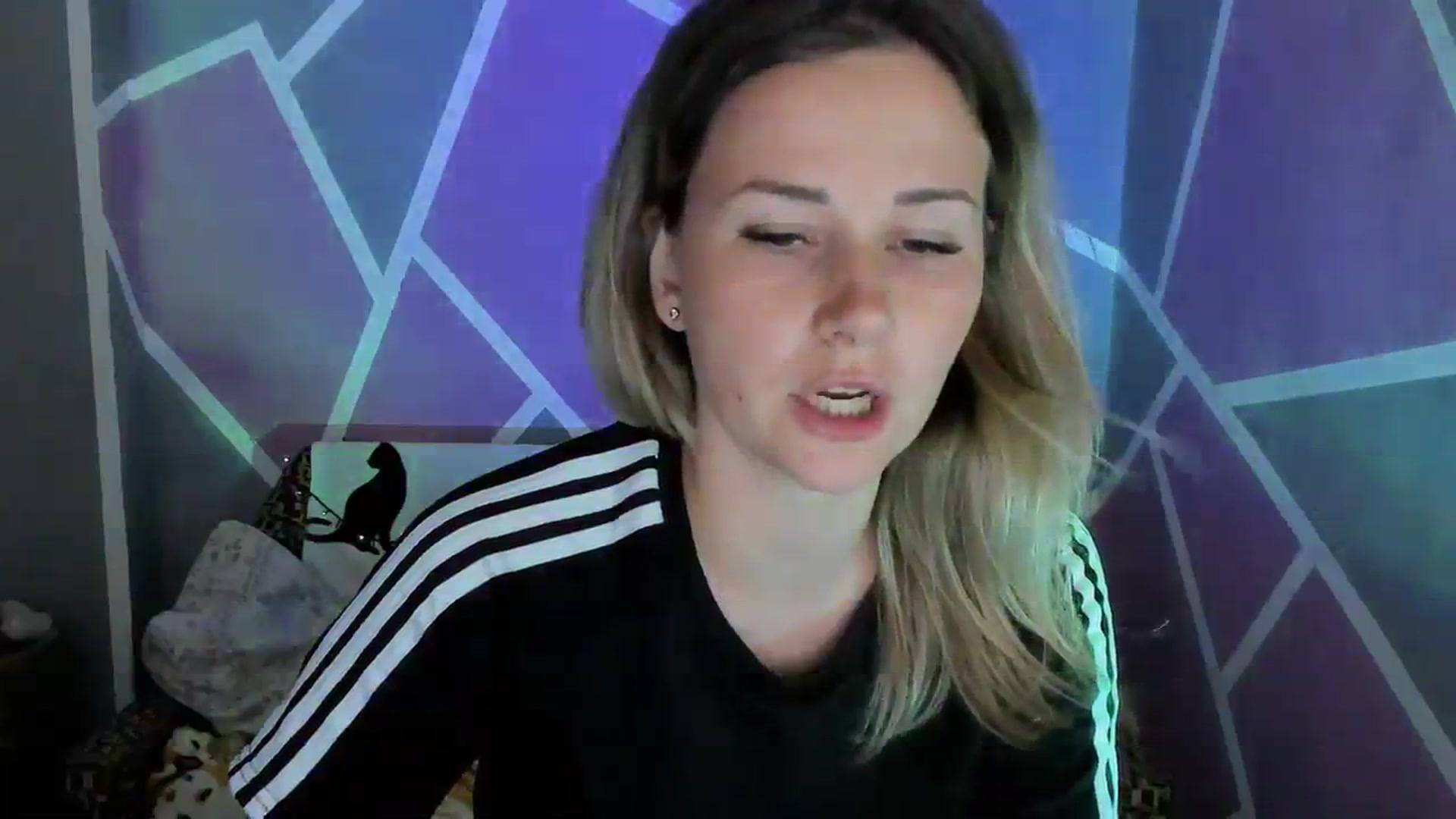 Gallery image thumbnail from UkrBeauty's myfreecams stream on, 08/07/2023, 15:00 image 3 of 20