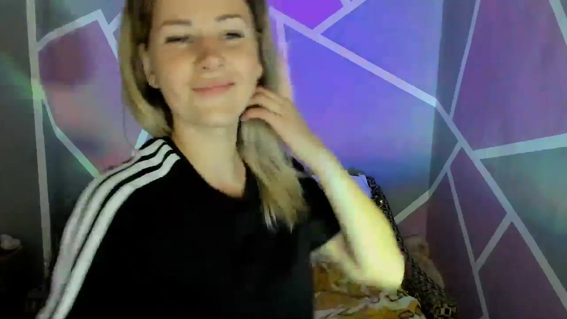 Gallery image thumbnail from UkrBeauty's myfreecams stream on, 08/07/2023, 15:00 image 19 of 20