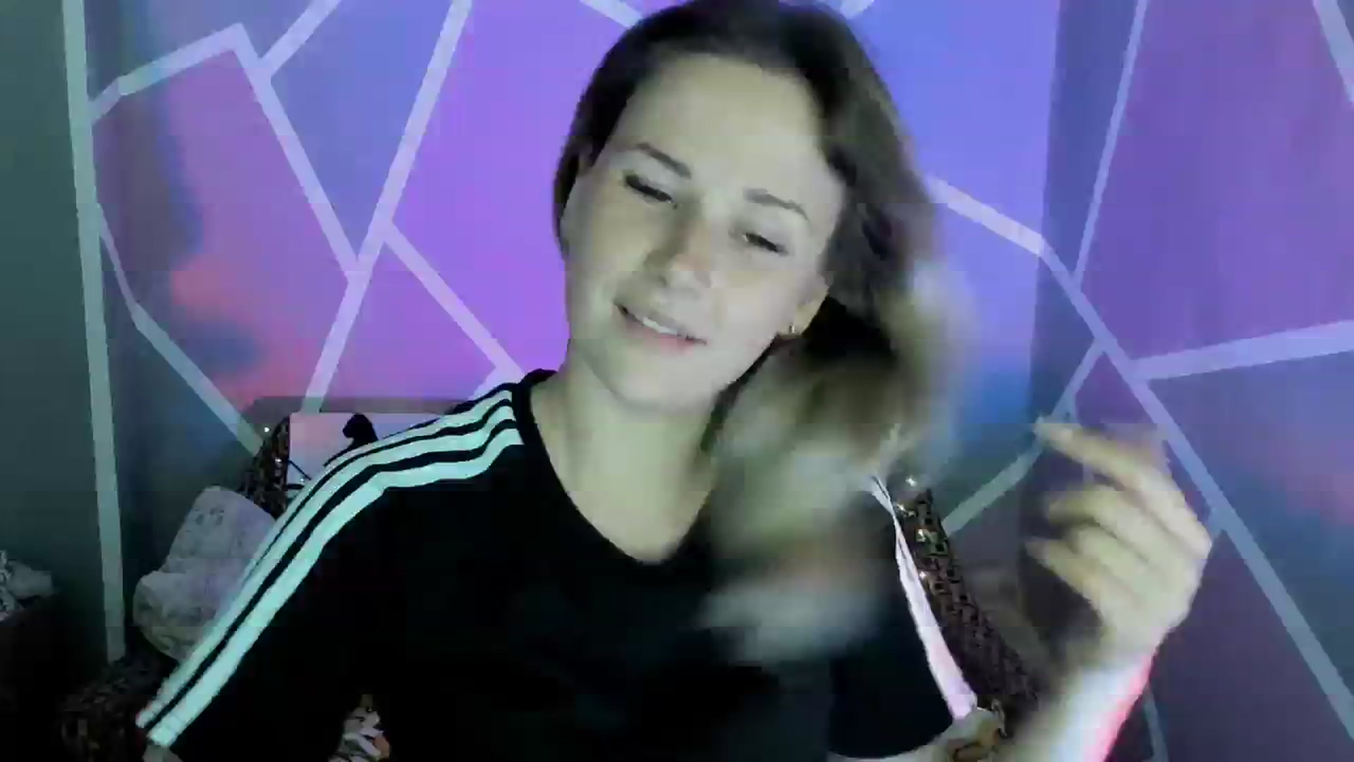 Gallery image thumbnail from UkrBeauty's myfreecams stream on, 08/07/2023, 16:33 image 5 of 20