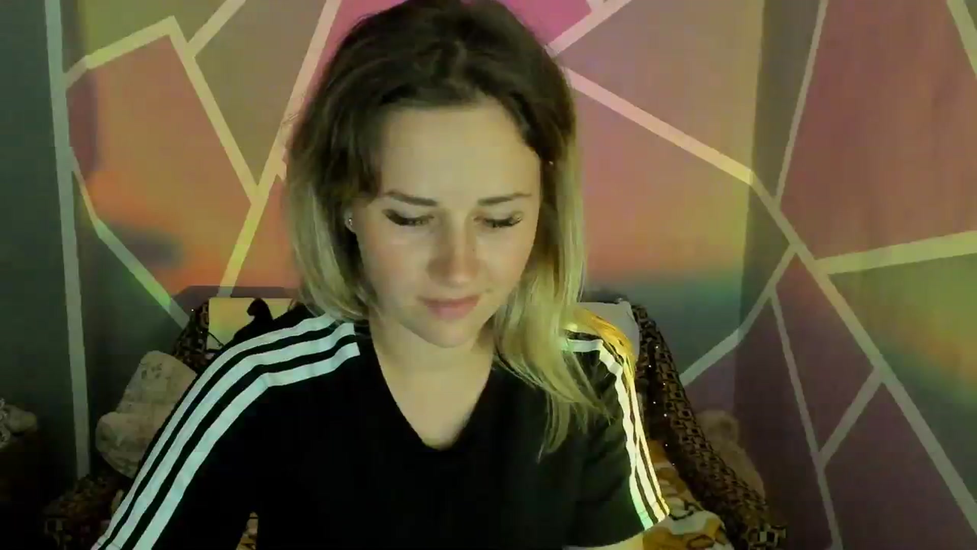 Gallery image thumbnail from UkrBeauty's myfreecams stream on, 08/07/2023, 16:33 image 17 of 20