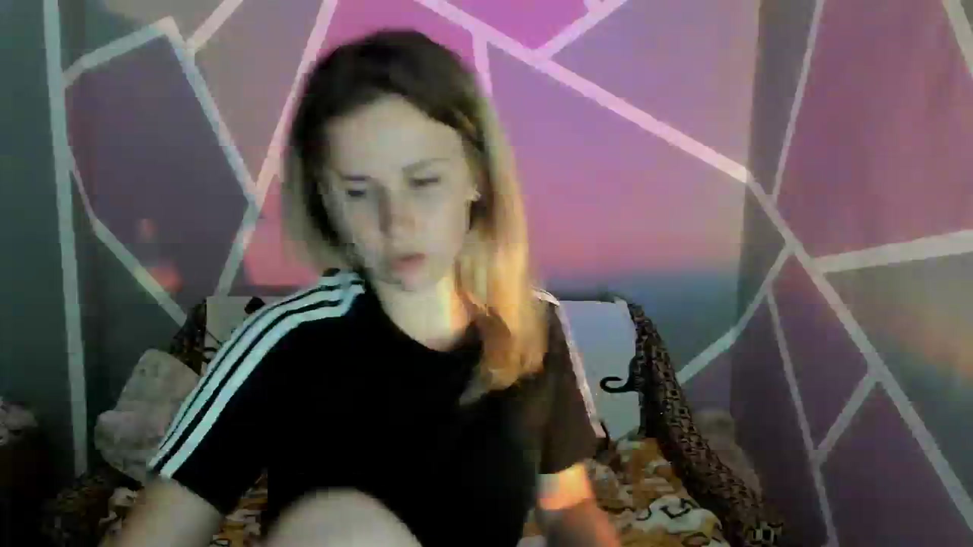 Gallery image thumbnail from UkrBeauty's myfreecams stream on, 08/07/2023, 16:33 image 7 of 20