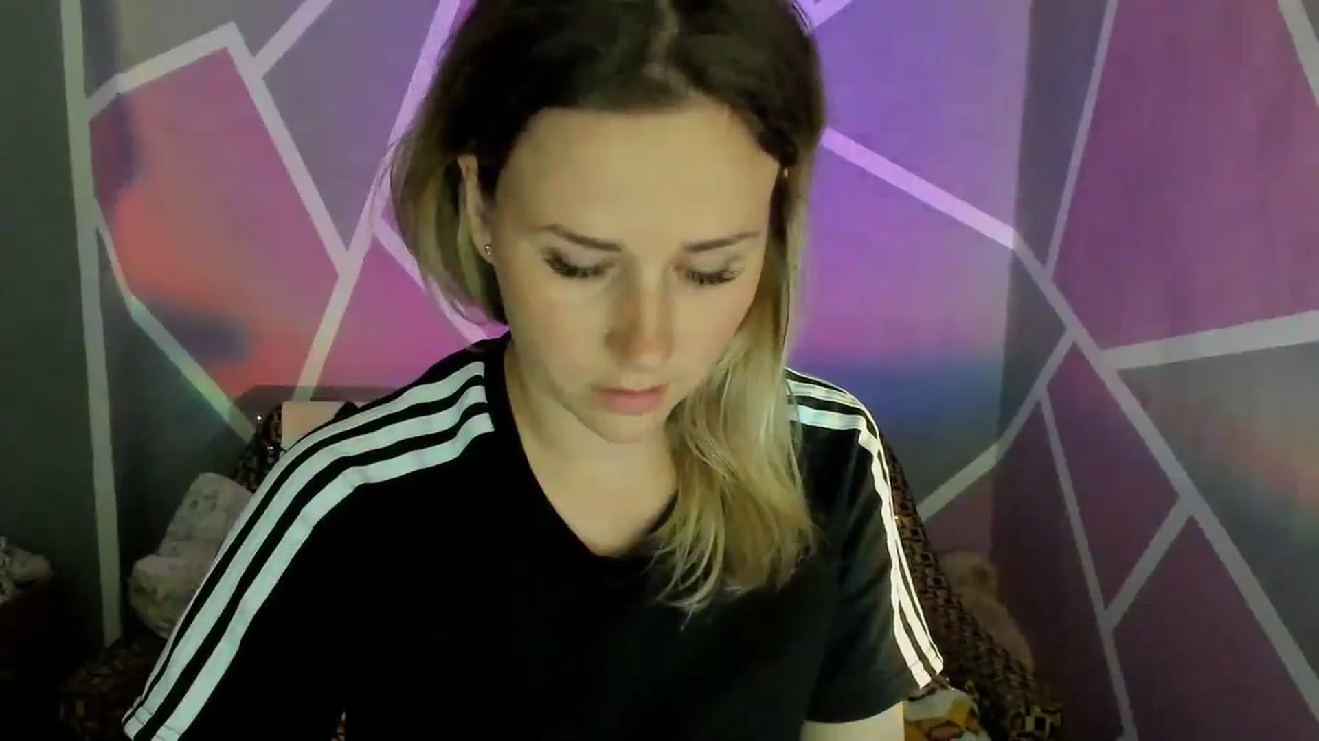 Gallery image thumbnail from UkrBeauty's myfreecams stream on, 08/07/2023, 16:33 image 13 of 20