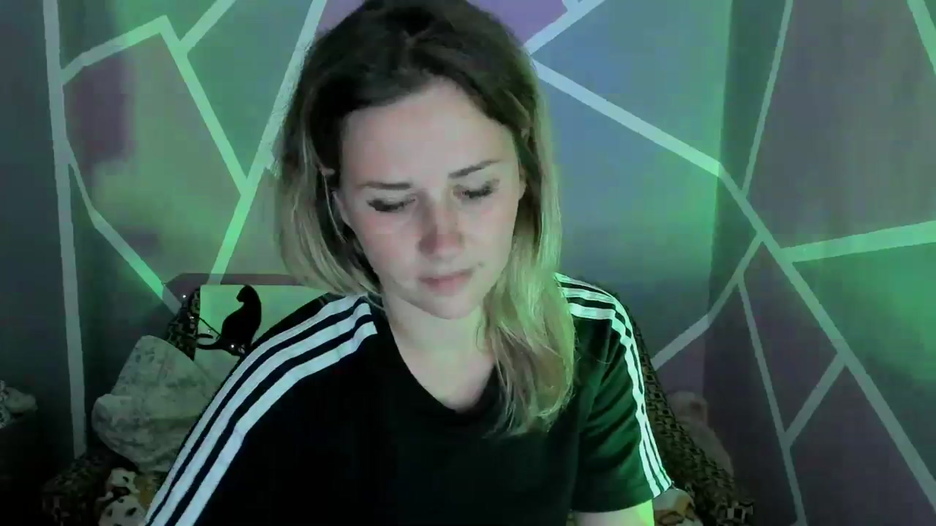 Gallery image thumbnail from UkrBeauty's myfreecams stream on, 08/07/2023, 16:33 image 19 of 20