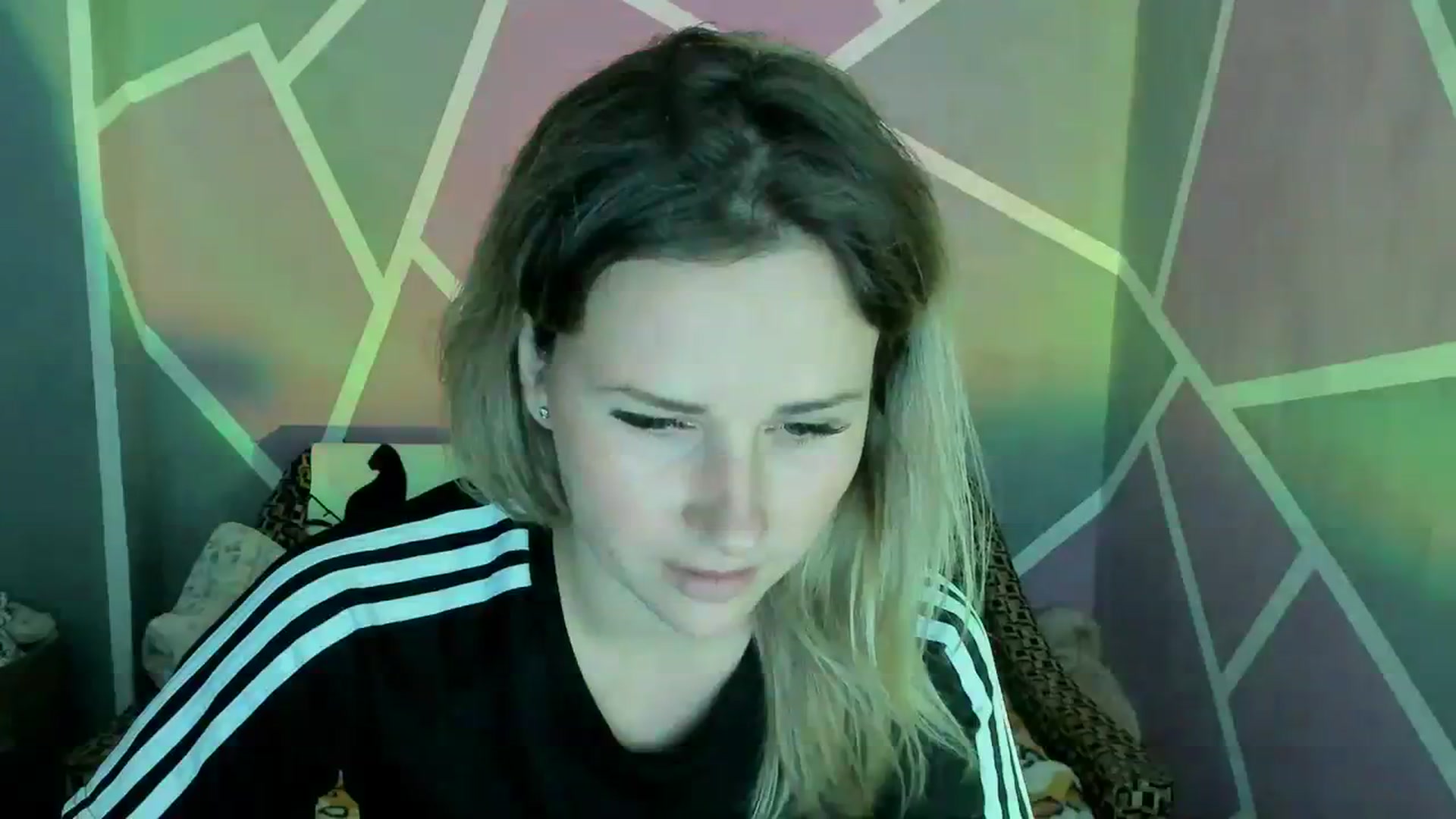 Gallery image thumbnail from UkrBeauty's myfreecams stream on, 08/07/2023, 16:33 image 8 of 20