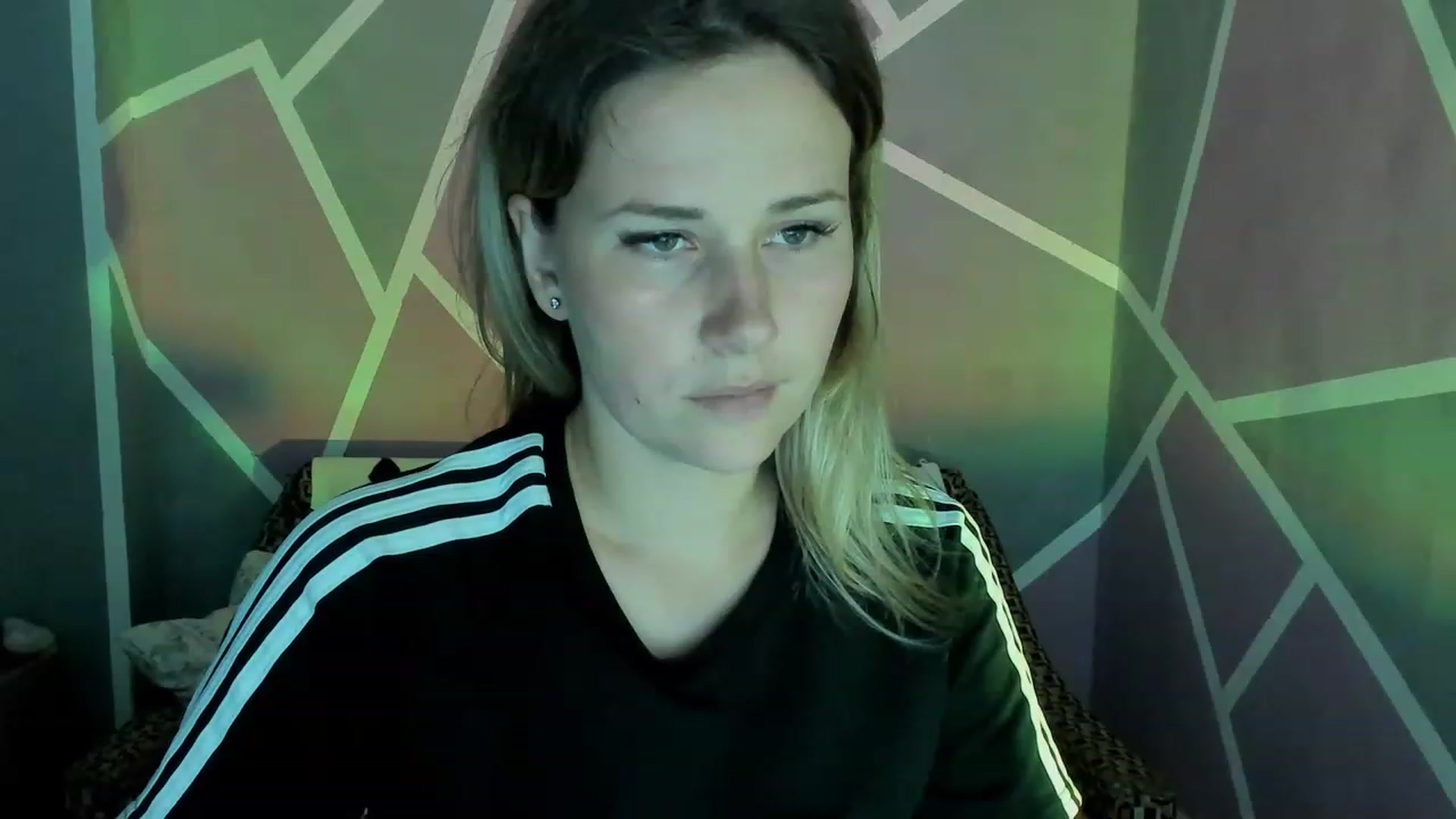 Gallery image thumbnail from UkrBeauty's myfreecams stream on, 08/07/2023, 21:05 image 17 of 20