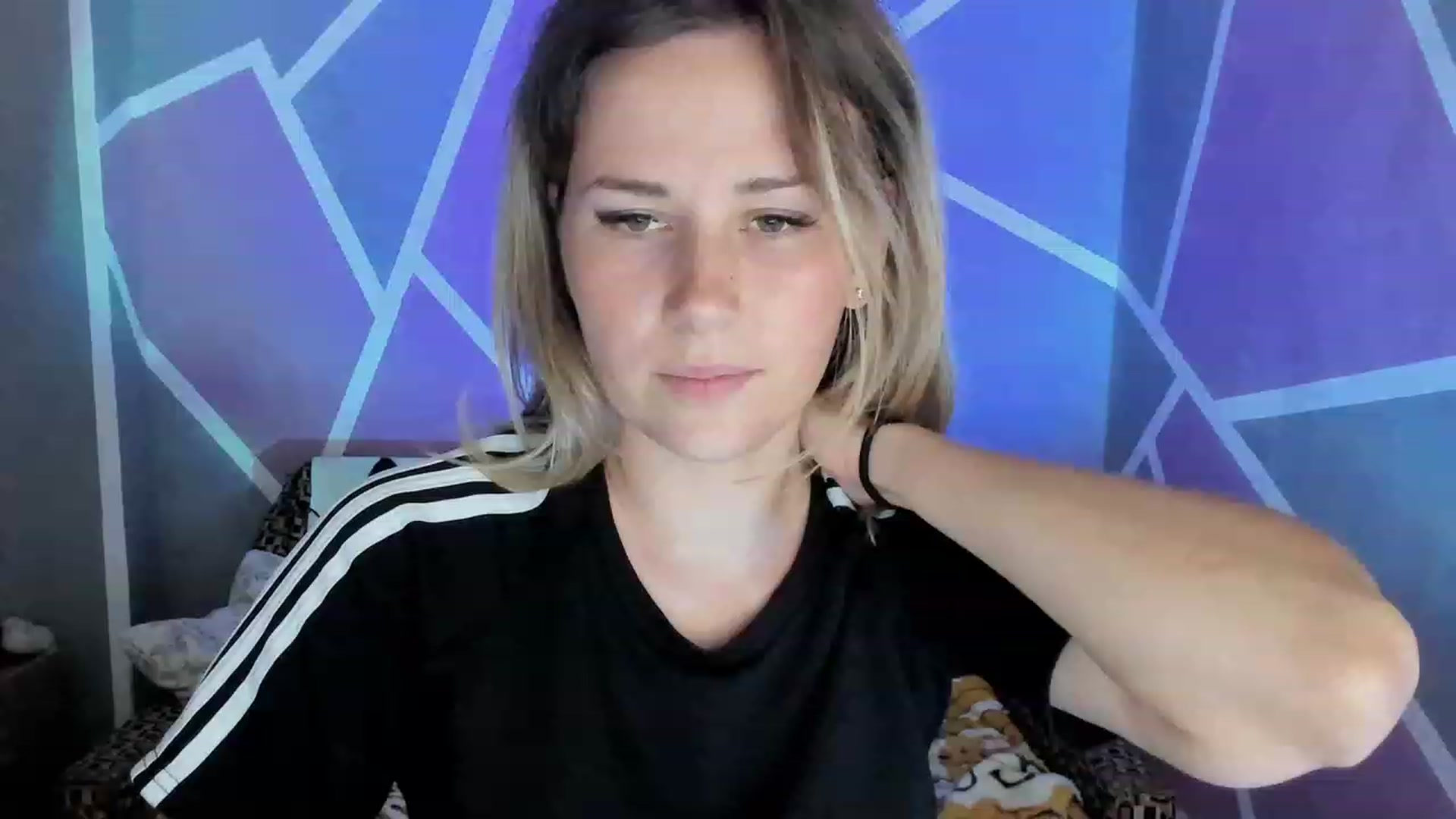 Gallery image thumbnail from UkrBeauty's myfreecams stream on, 08/07/2023, 21:05 image 2 of 20