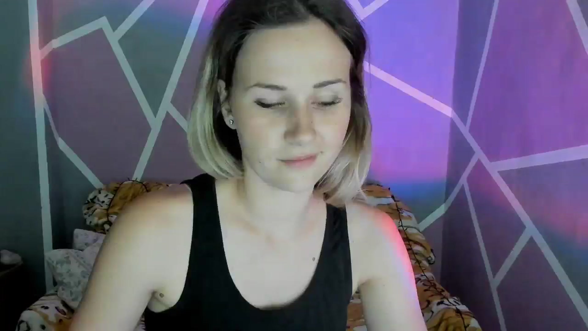 Gallery image thumbnail from UkrBeauty's myfreecams stream on, 08/08/2023, 15:58 image 8 of 20