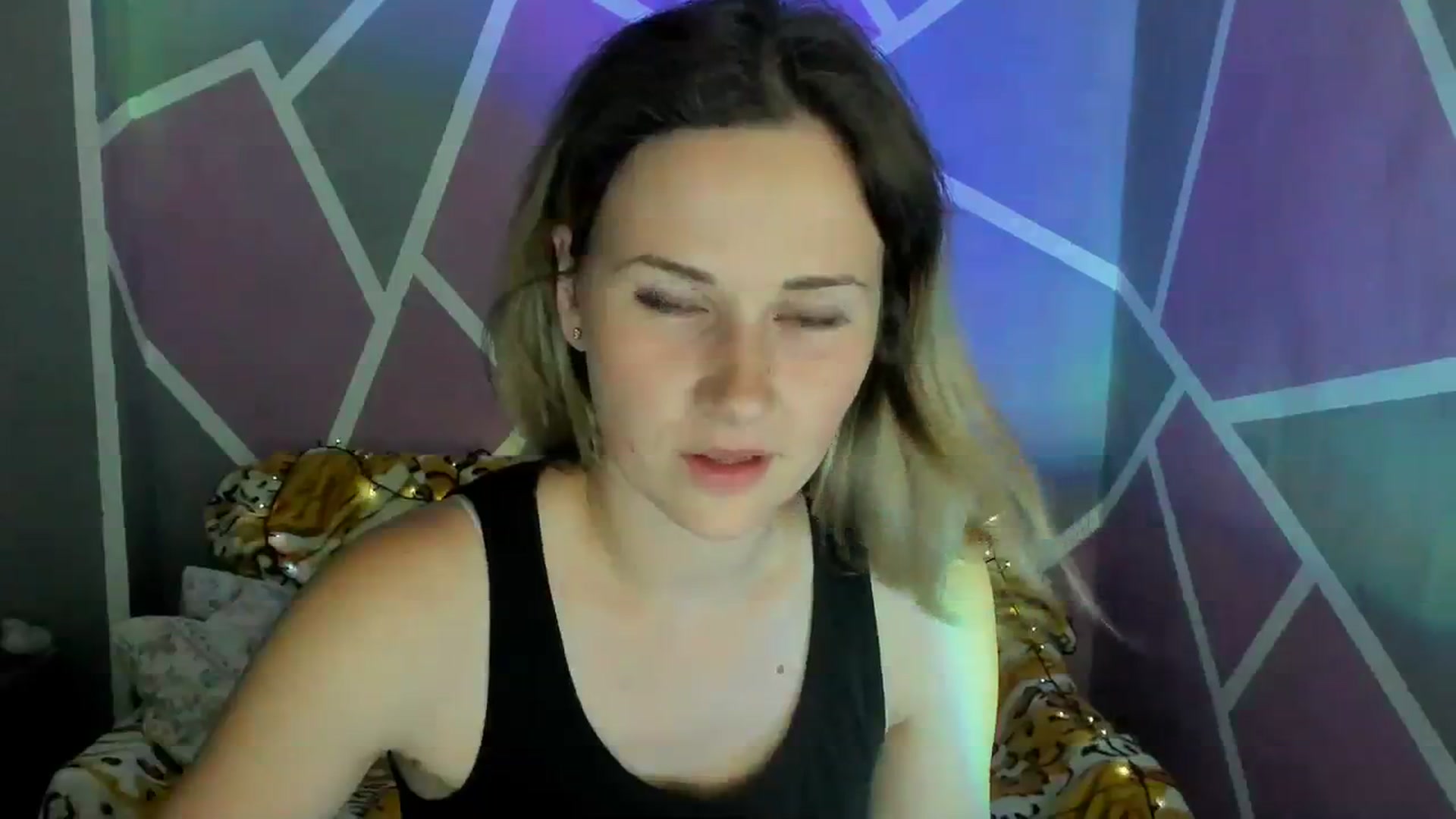 Gallery image thumbnail from UkrBeauty's myfreecams stream on, 08/08/2023, 15:58 image 12 of 20