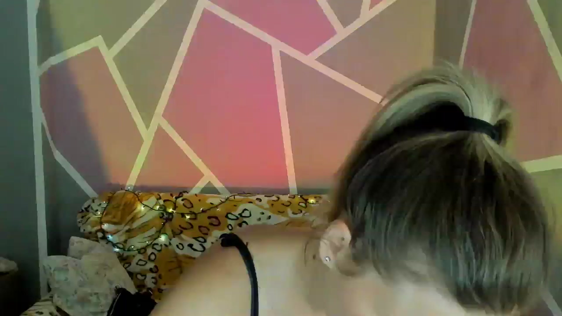 Gallery image thumbnail from UkrBeauty's myfreecams stream on, 08/10/2023, 15:37 image 7 of 20