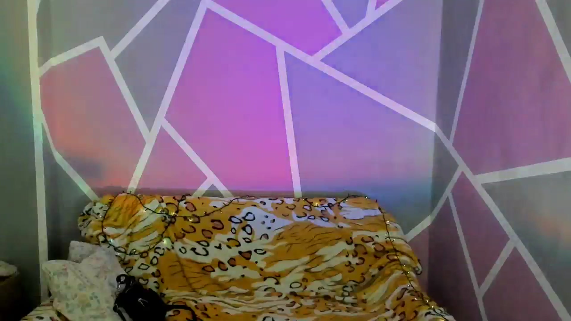 Gallery image thumbnail from UkrBeauty's myfreecams stream on, 08/10/2023, 15:37 image 6 of 20