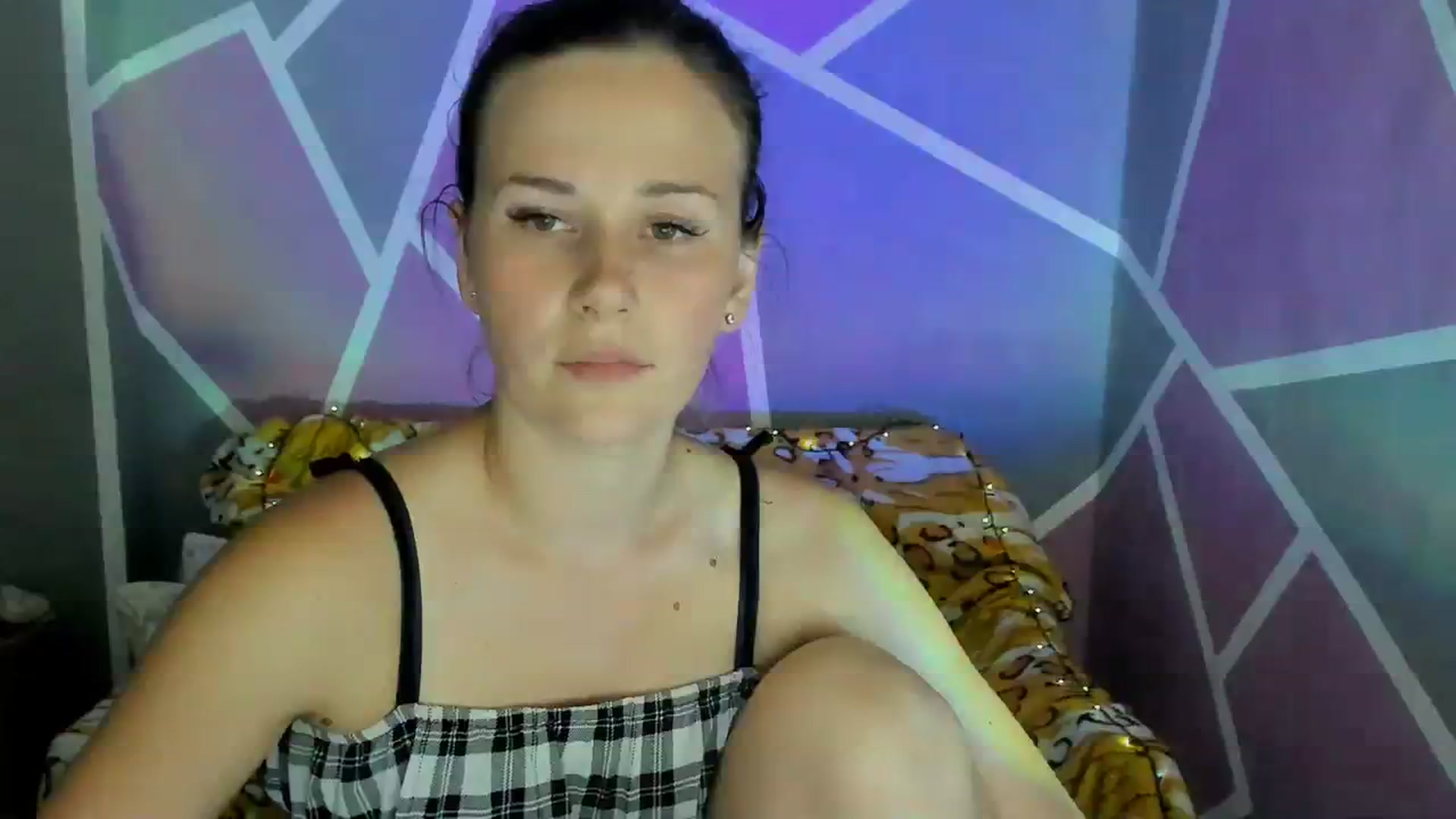 Gallery image thumbnail from UkrBeauty's myfreecams stream on, 08/10/2023, 17:18 image 10 of 20