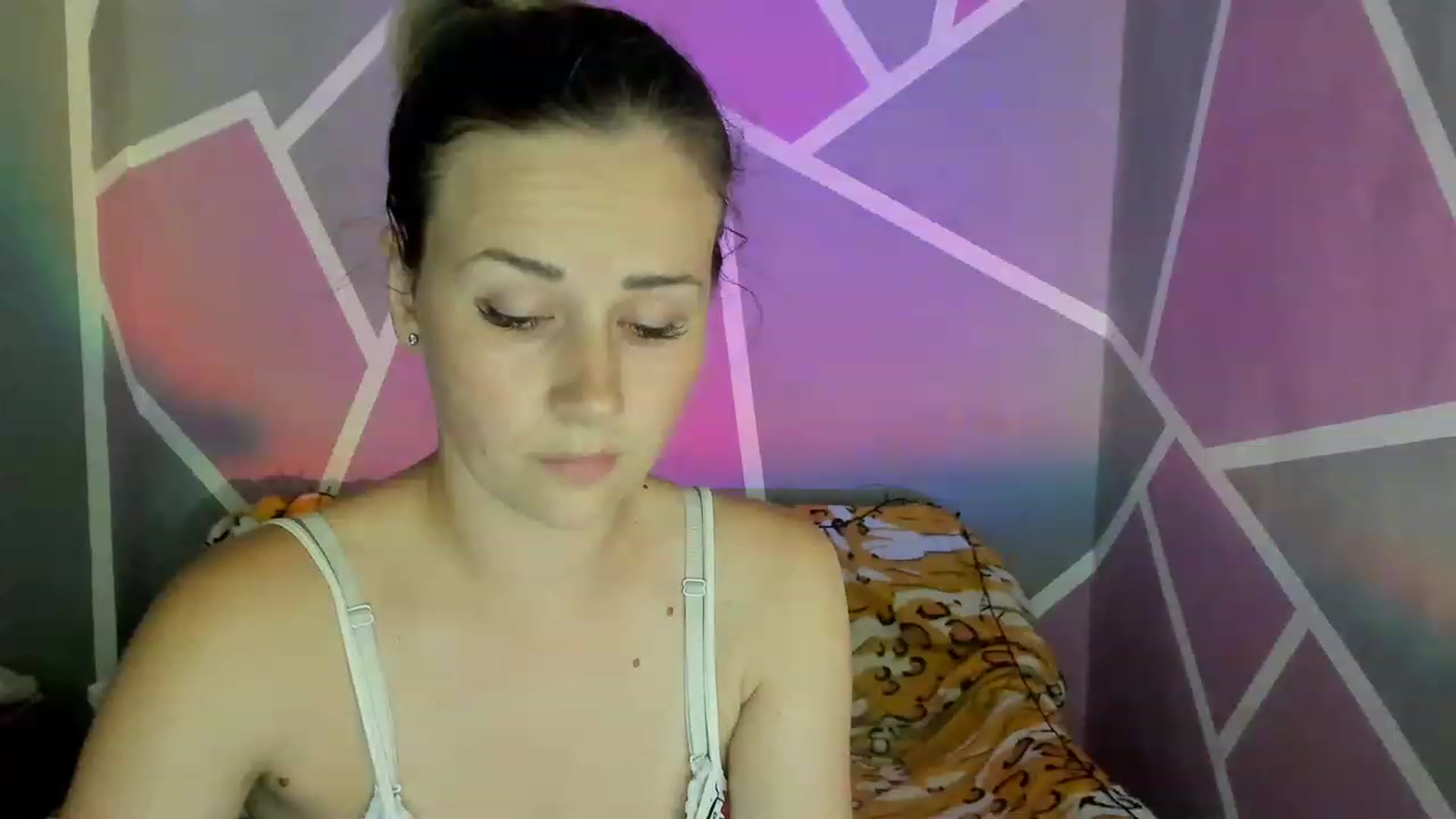 Gallery image thumbnail from UkrBeauty's myfreecams stream on, 08/11/2023, 16:04 image 16 of 20