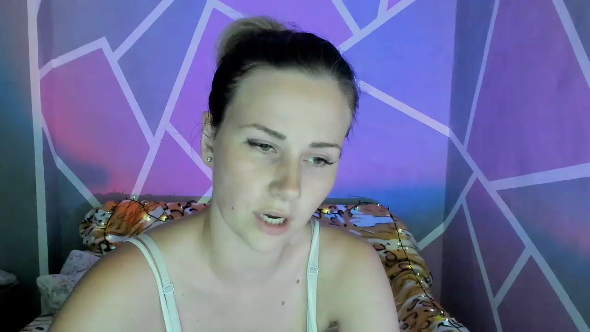 Gallery image thumbnail from UkrBeauty's myfreecams stream on, 08/11/2023, 16:04 image 8 of 20