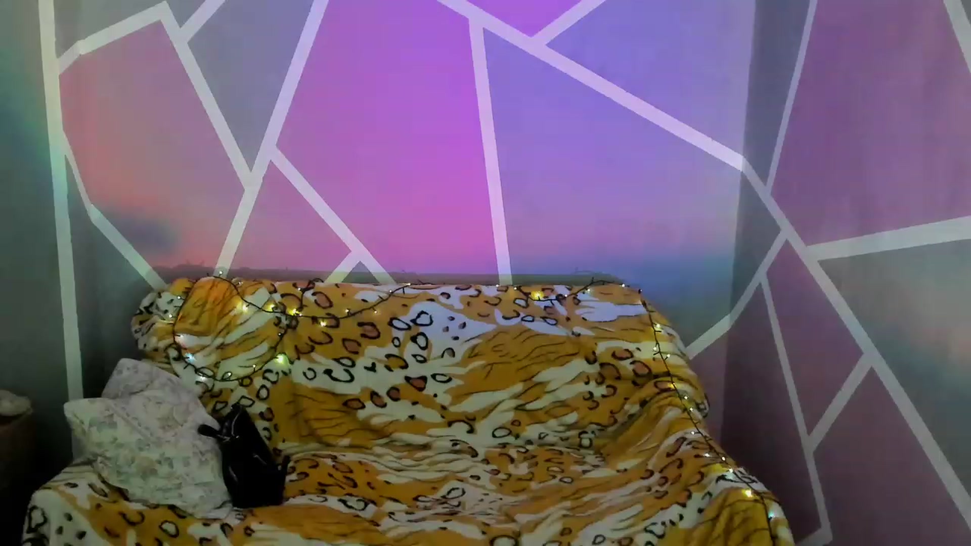 Gallery image thumbnail from UkrBeauty's myfreecams stream on, 08/11/2023, 17:11 image 9 of 20